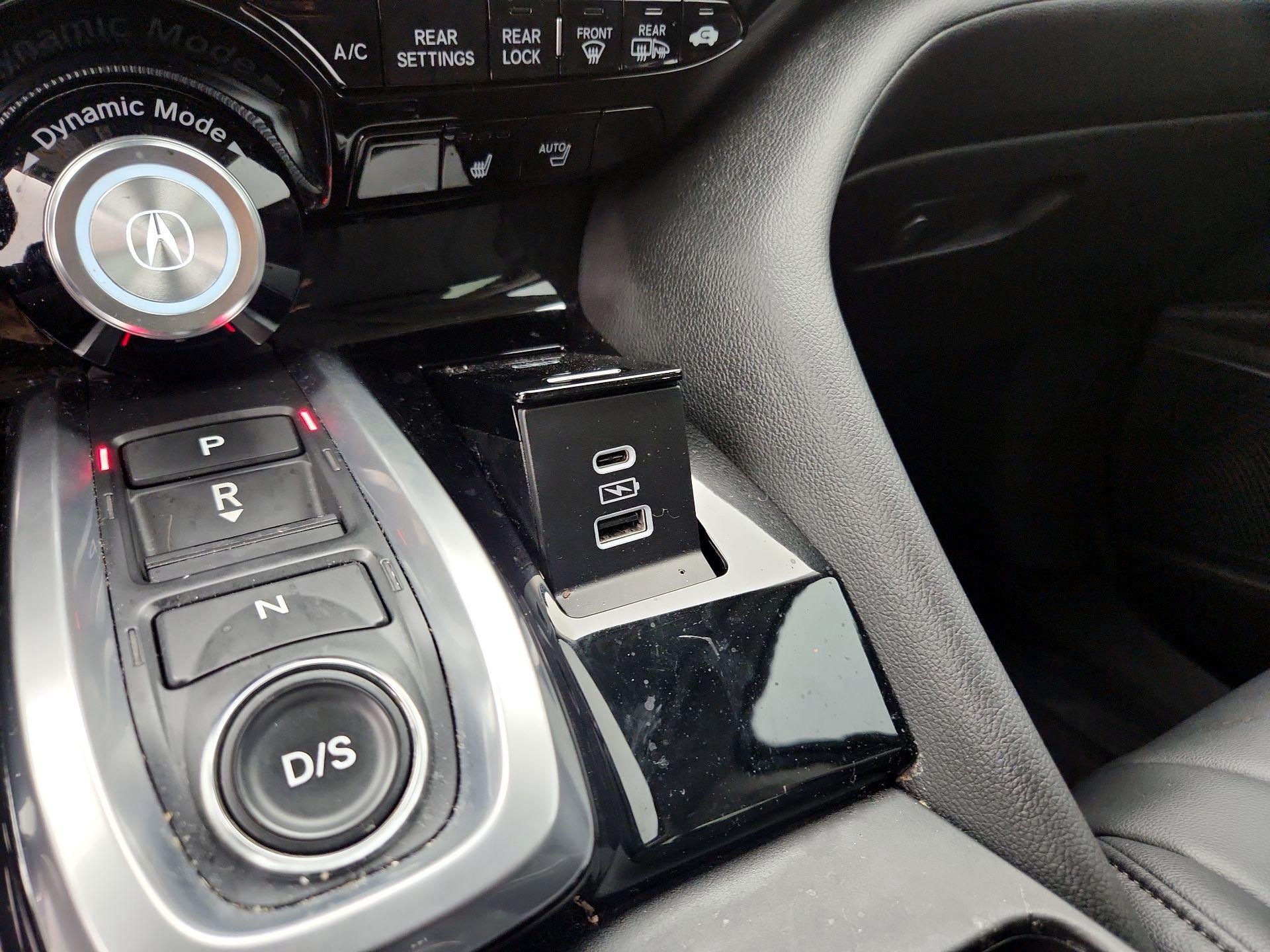 Thumbnail: 2023 Acura MDX - 18