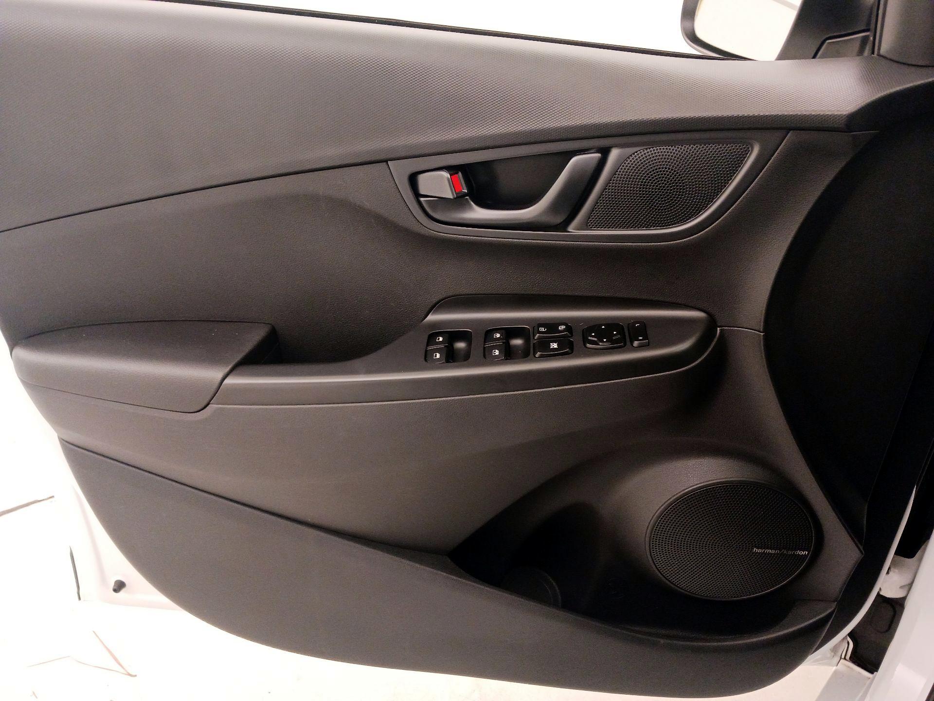 Thumbnail: 2022 Hyundai Kona - 12