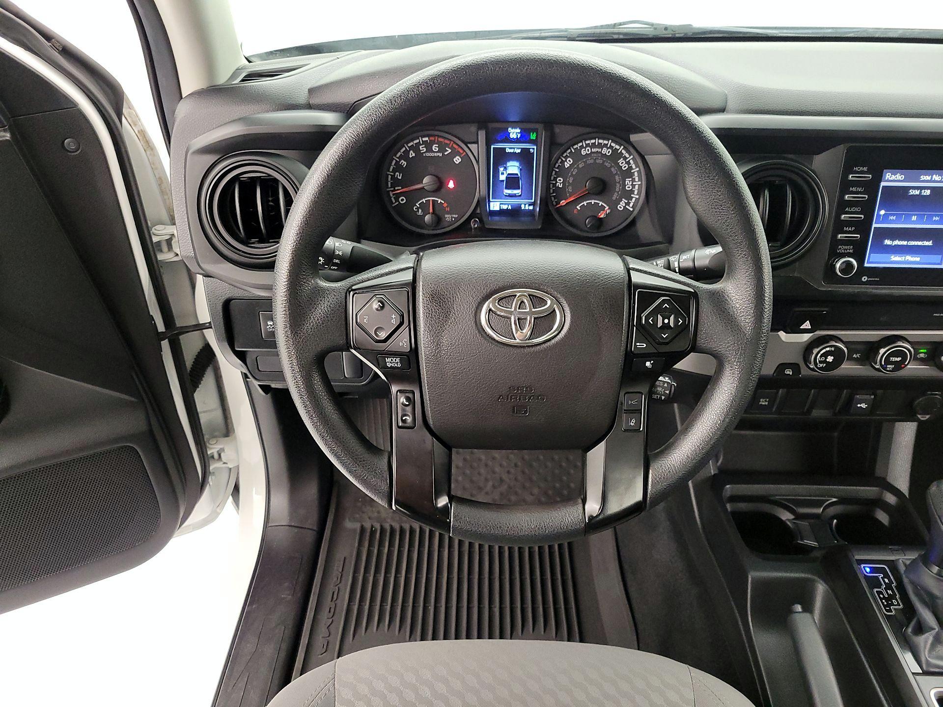 Thumbnail: 2022 Toyota Tacoma - 10