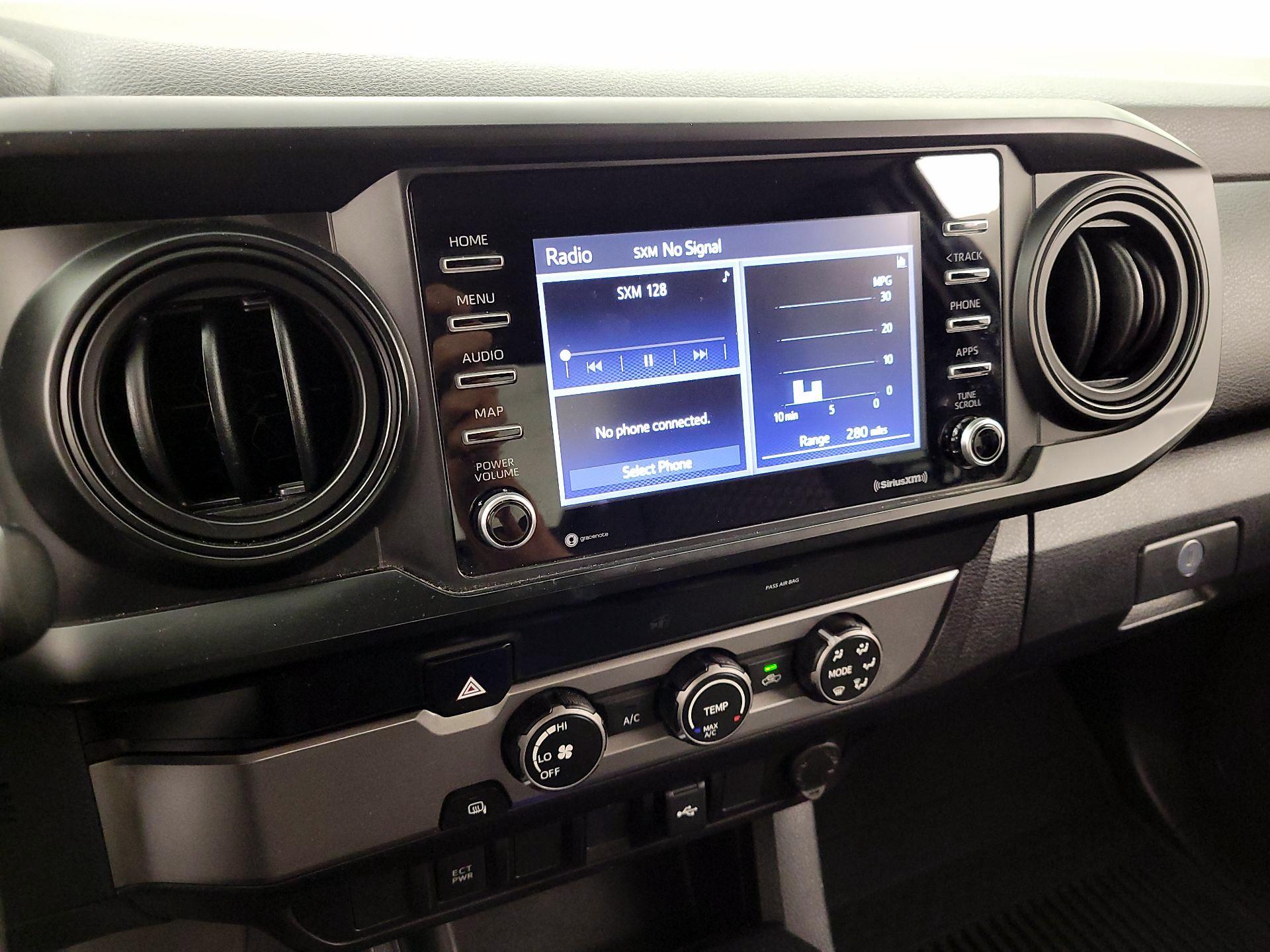 Thumbnail: 2022 Toyota Tacoma - 15