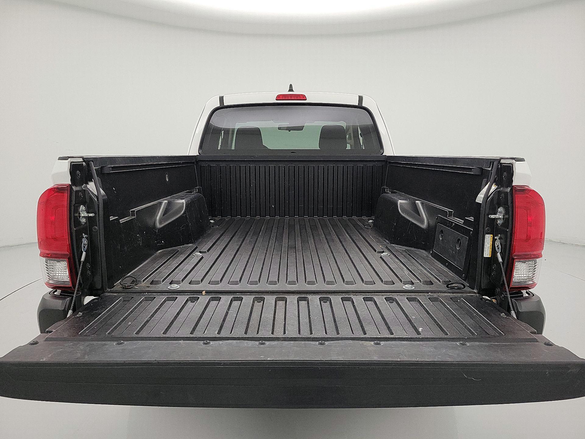 Thumbnail: 2022 Toyota Tacoma - 20