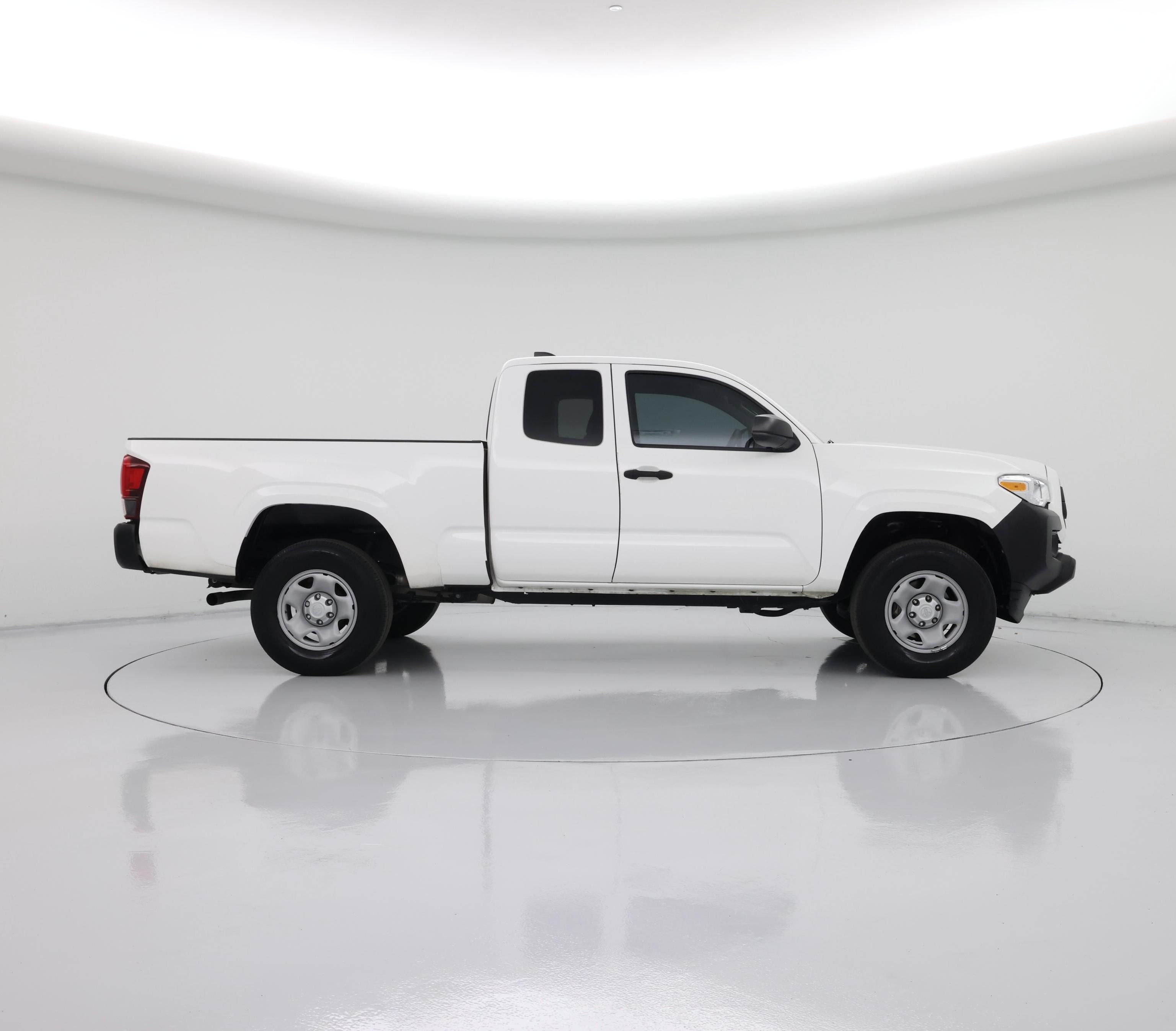 Thumbnail: 2022 Toyota Tacoma - 7