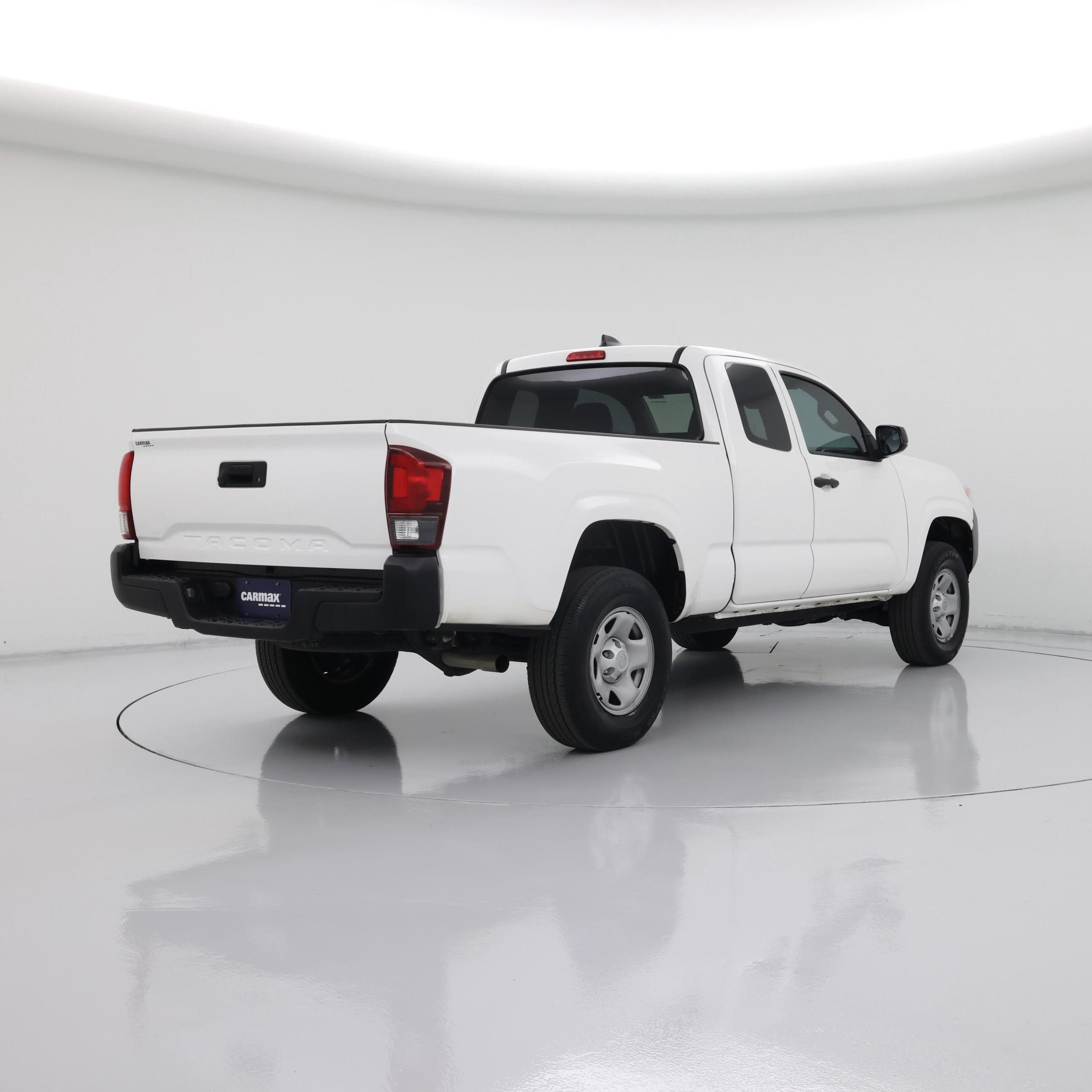 Thumbnail: 2022 Toyota Tacoma - 8