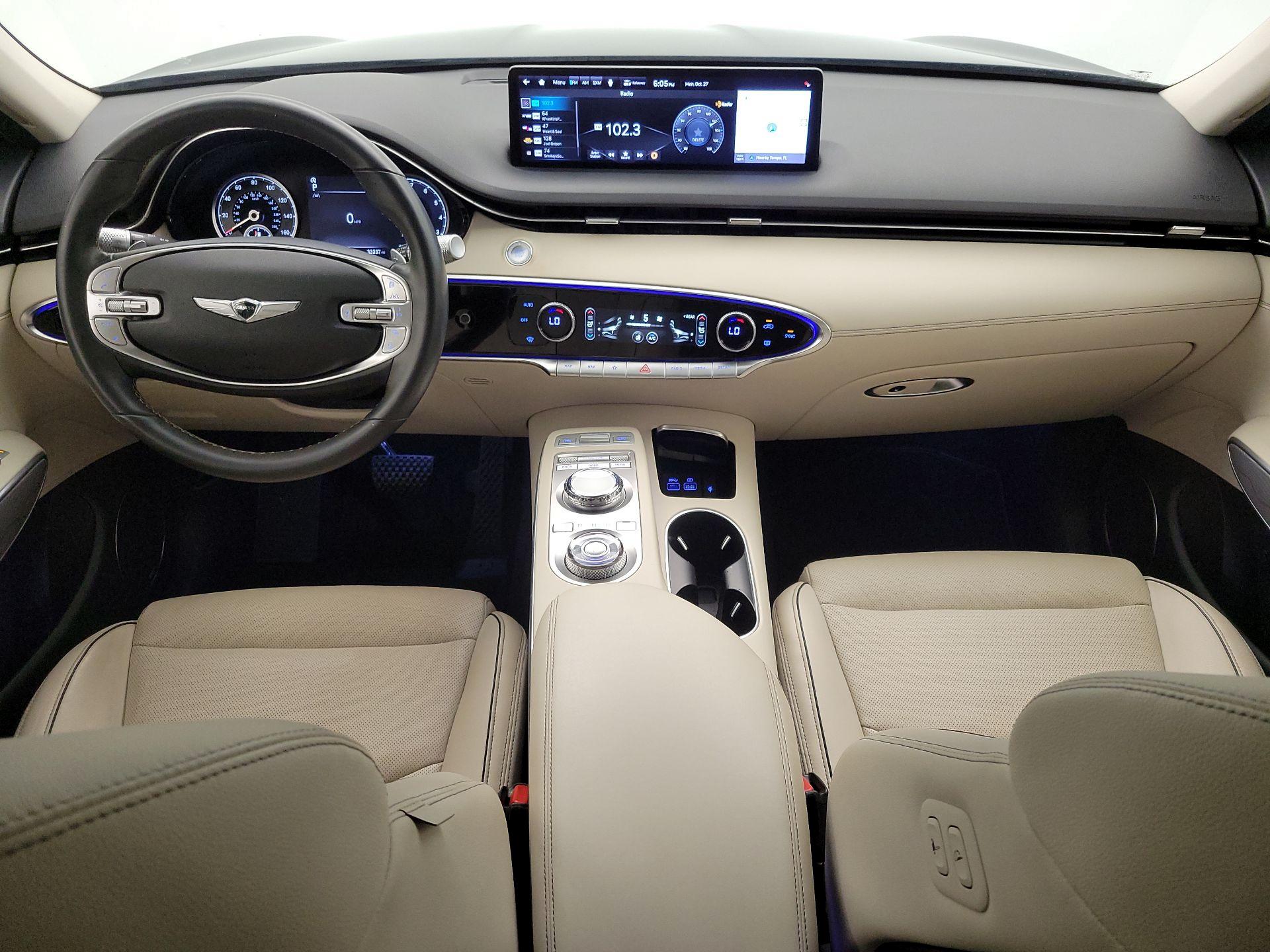 Thumbnail: 2022 Genesis GV70 - 9