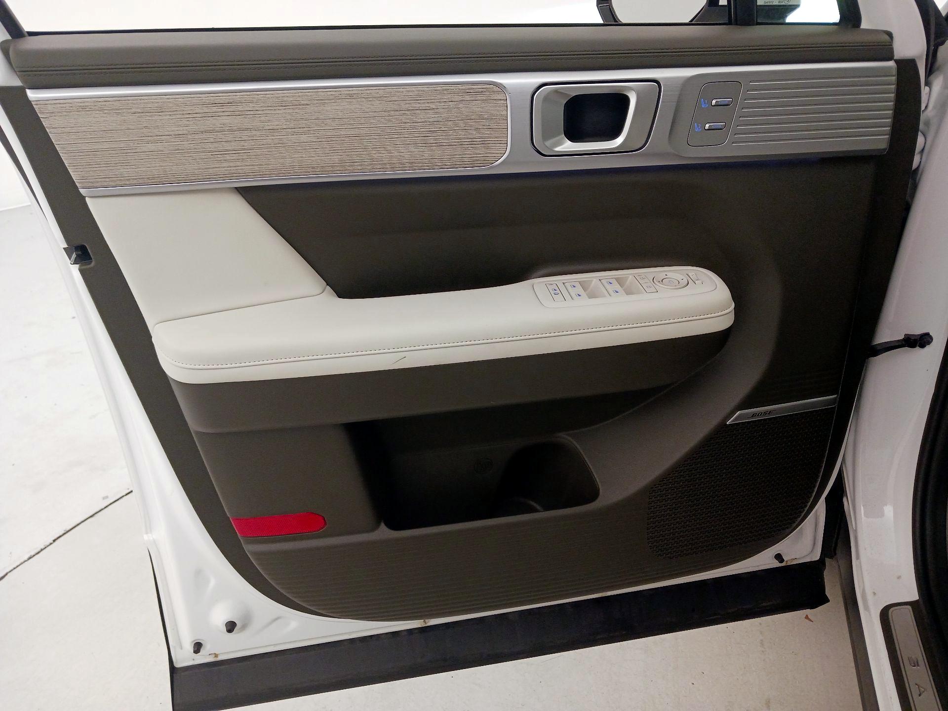 Thumbnail: 2024 Hyundai Santa Fe - 12