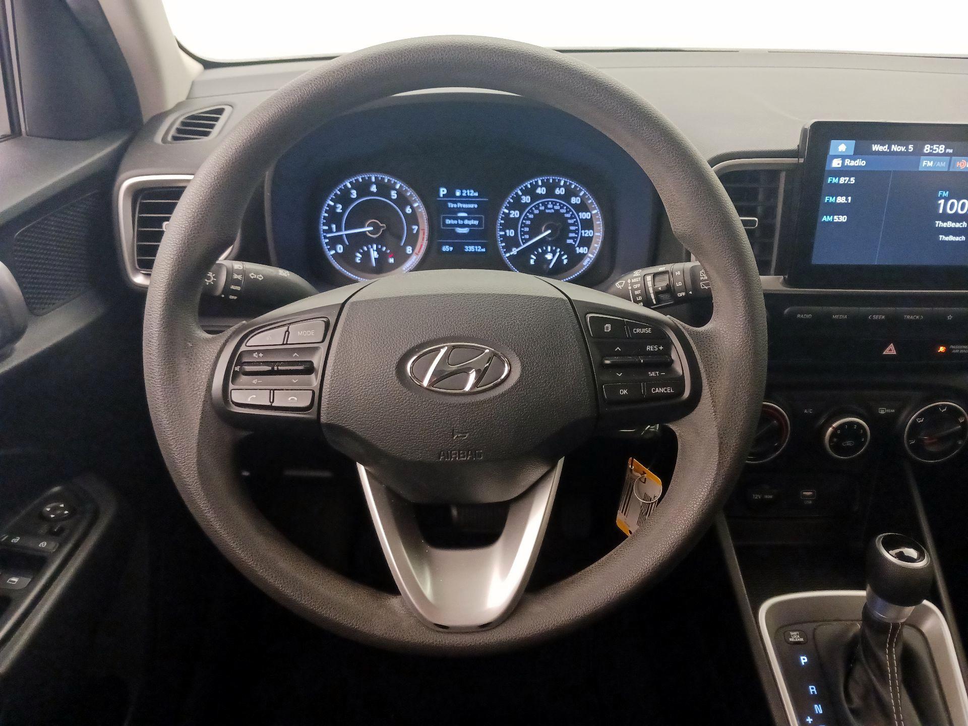 Thumbnail: 2021 Hyundai Venue - 10