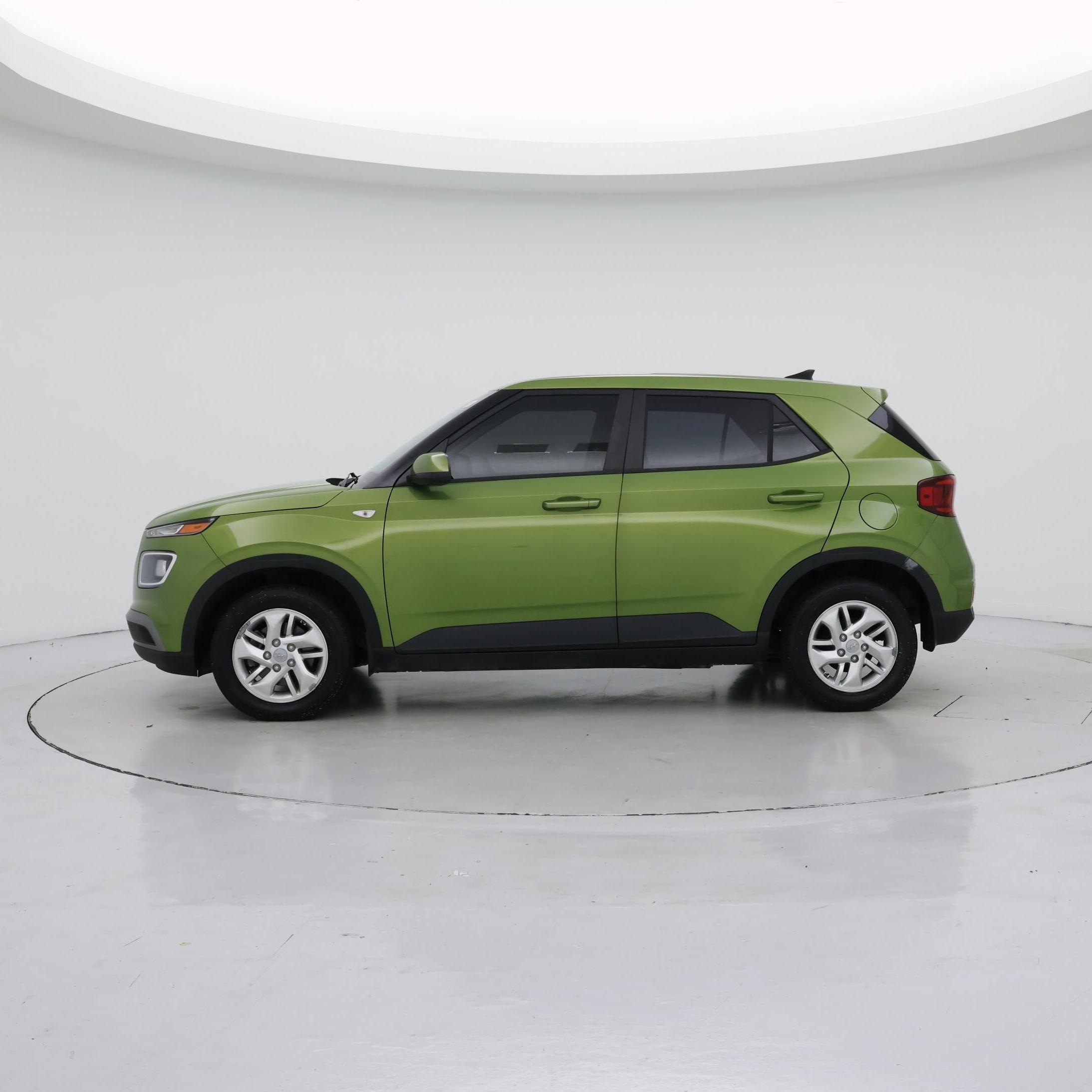 Thumbnail: 2021 Hyundai Venue - 3