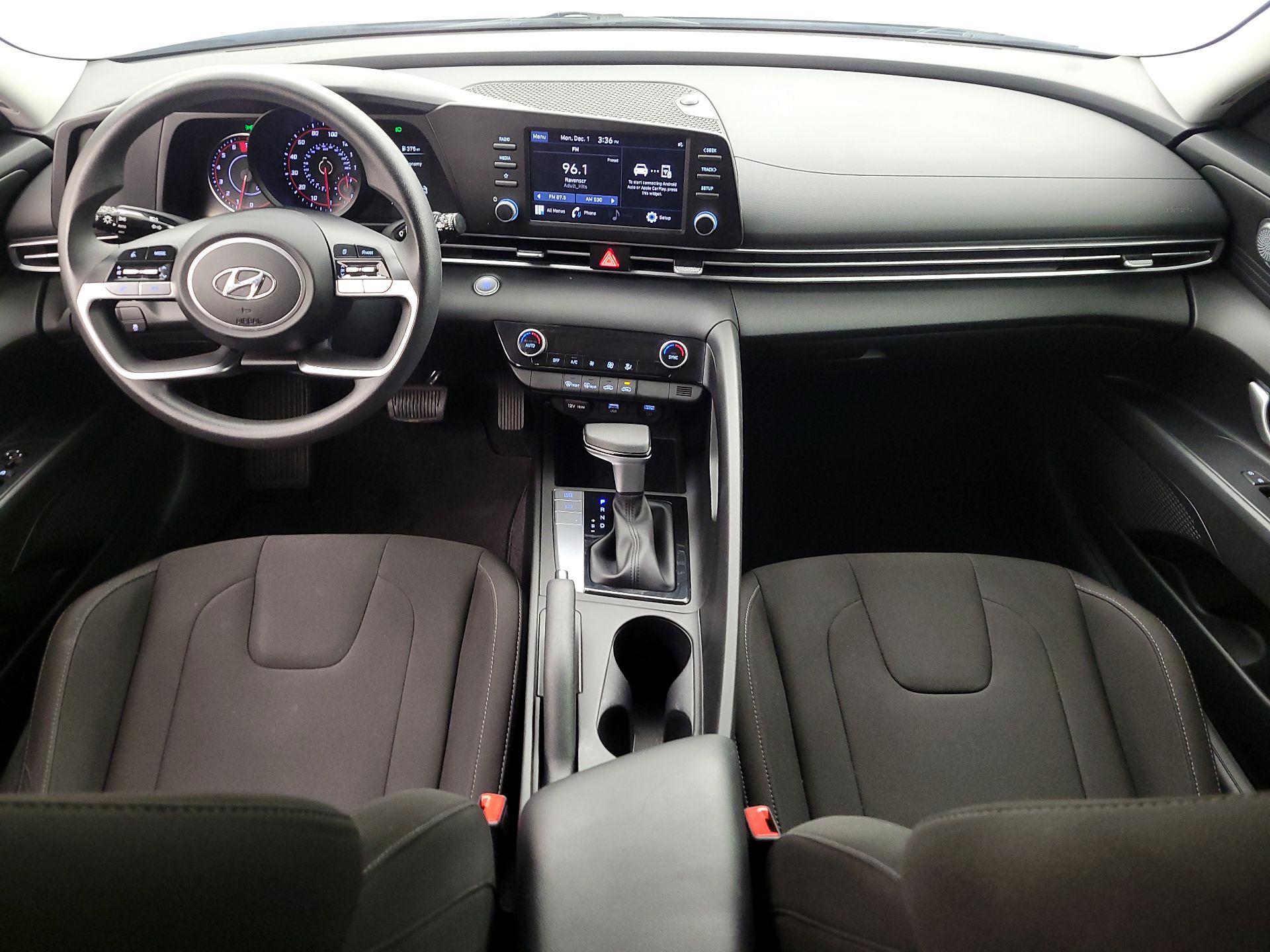 Thumbnail: 2023 Hyundai Elantra - 9