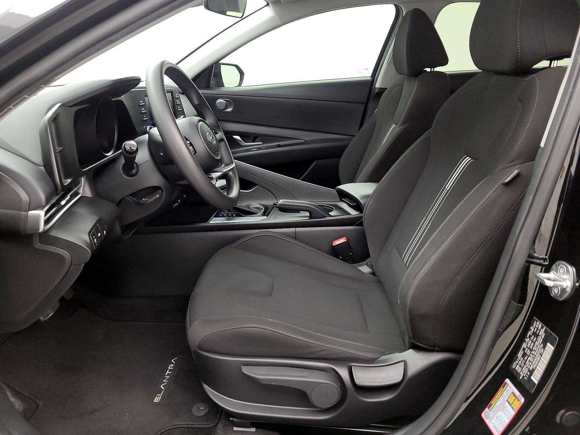 Thumbnail: 2023 Hyundai Elantra - 11