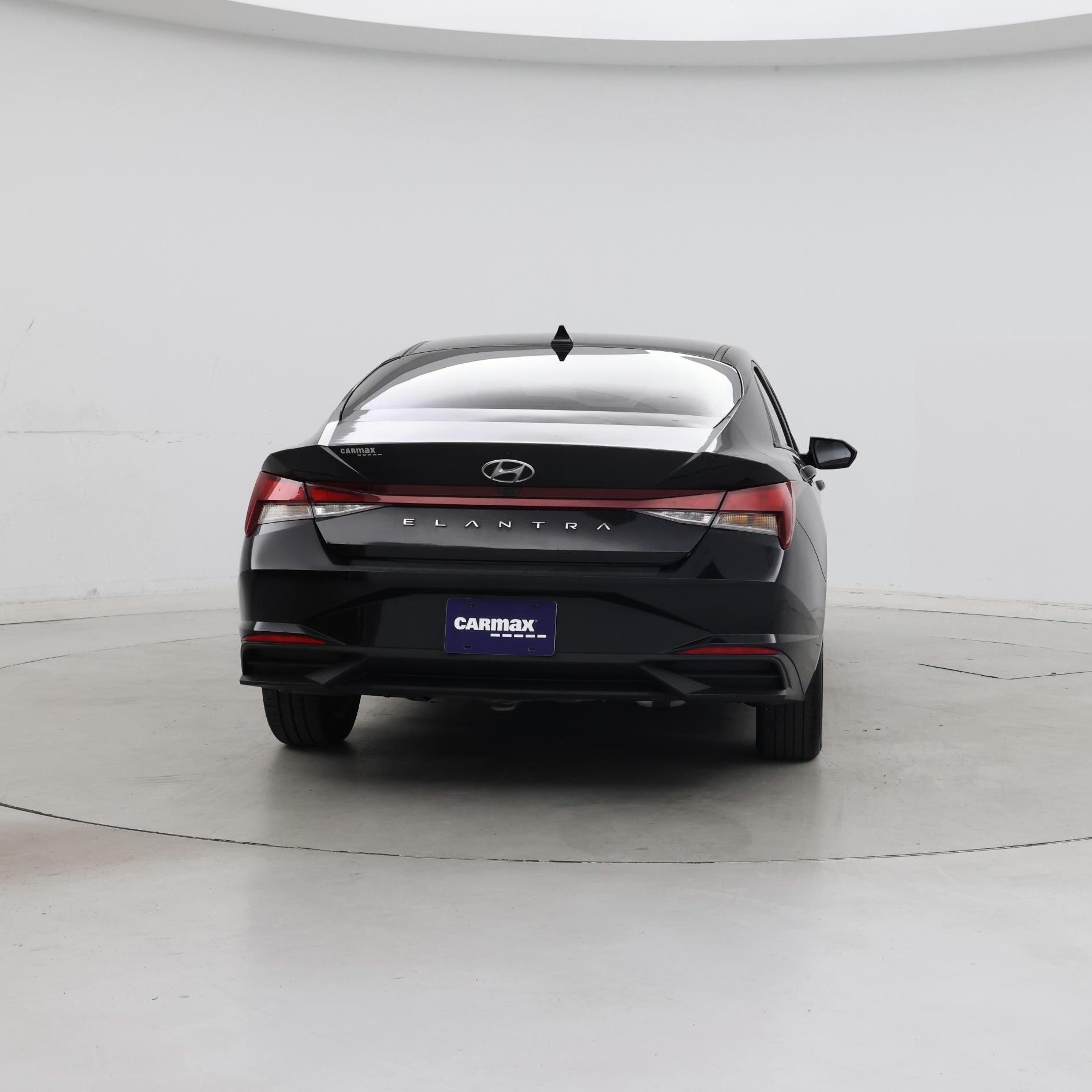 Thumbnail: 2023 Hyundai Elantra - 6