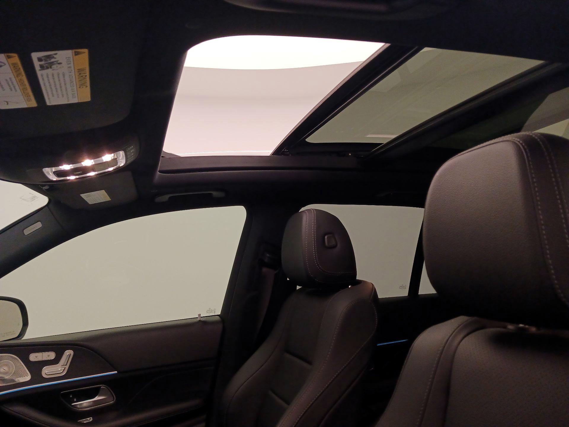 Thumbnail: 2023 Mercedes-Benz GLE - 20