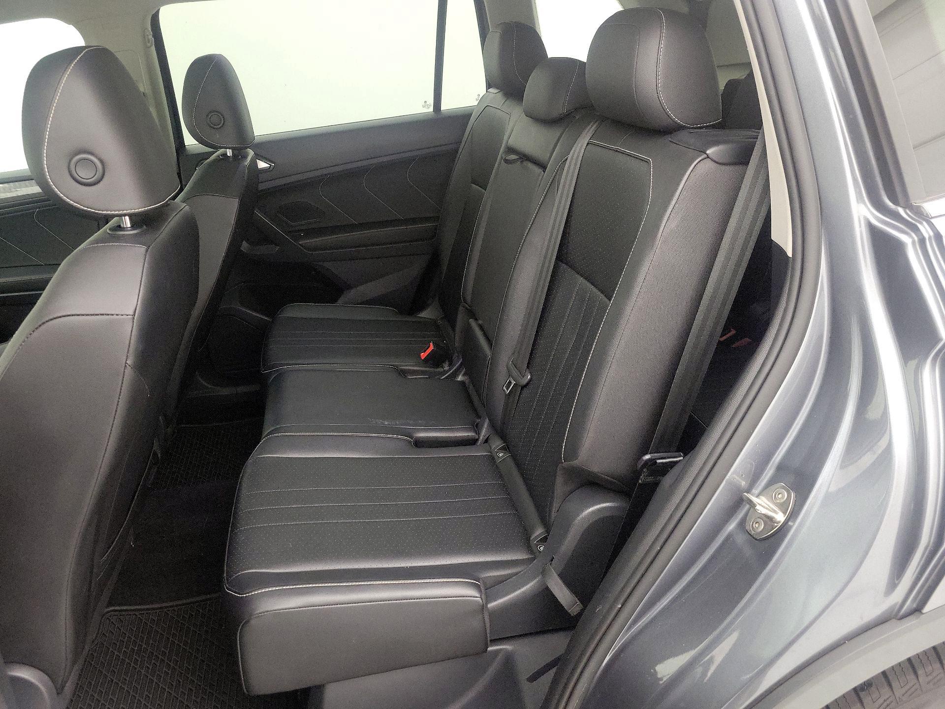 Thumbnail: 2022 Volkswagen Tiguan - 19