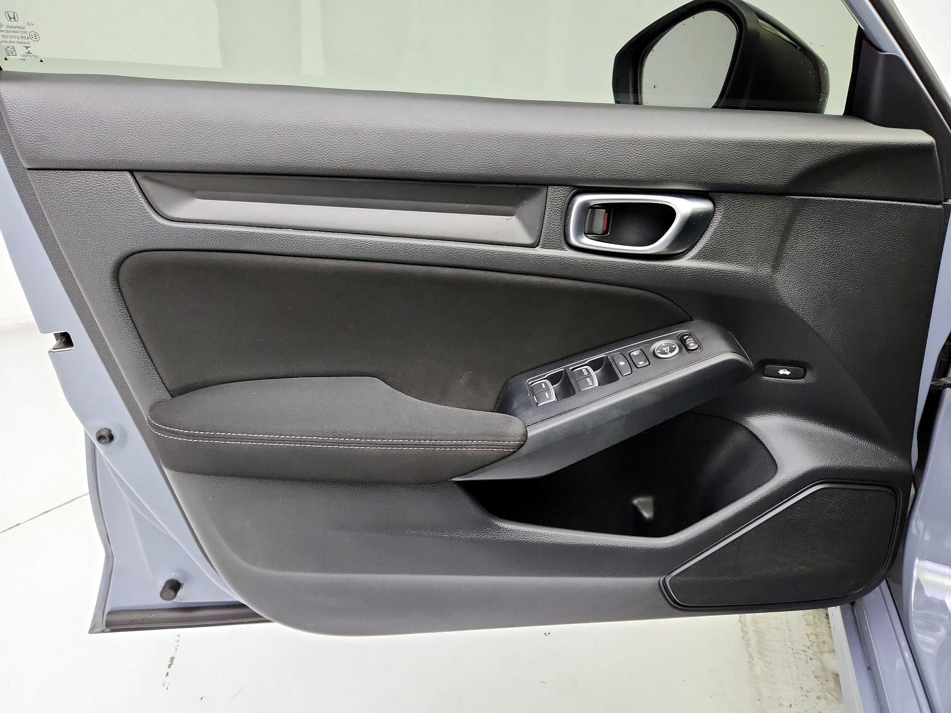 Thumbnail: 2023 Honda Civic - 12