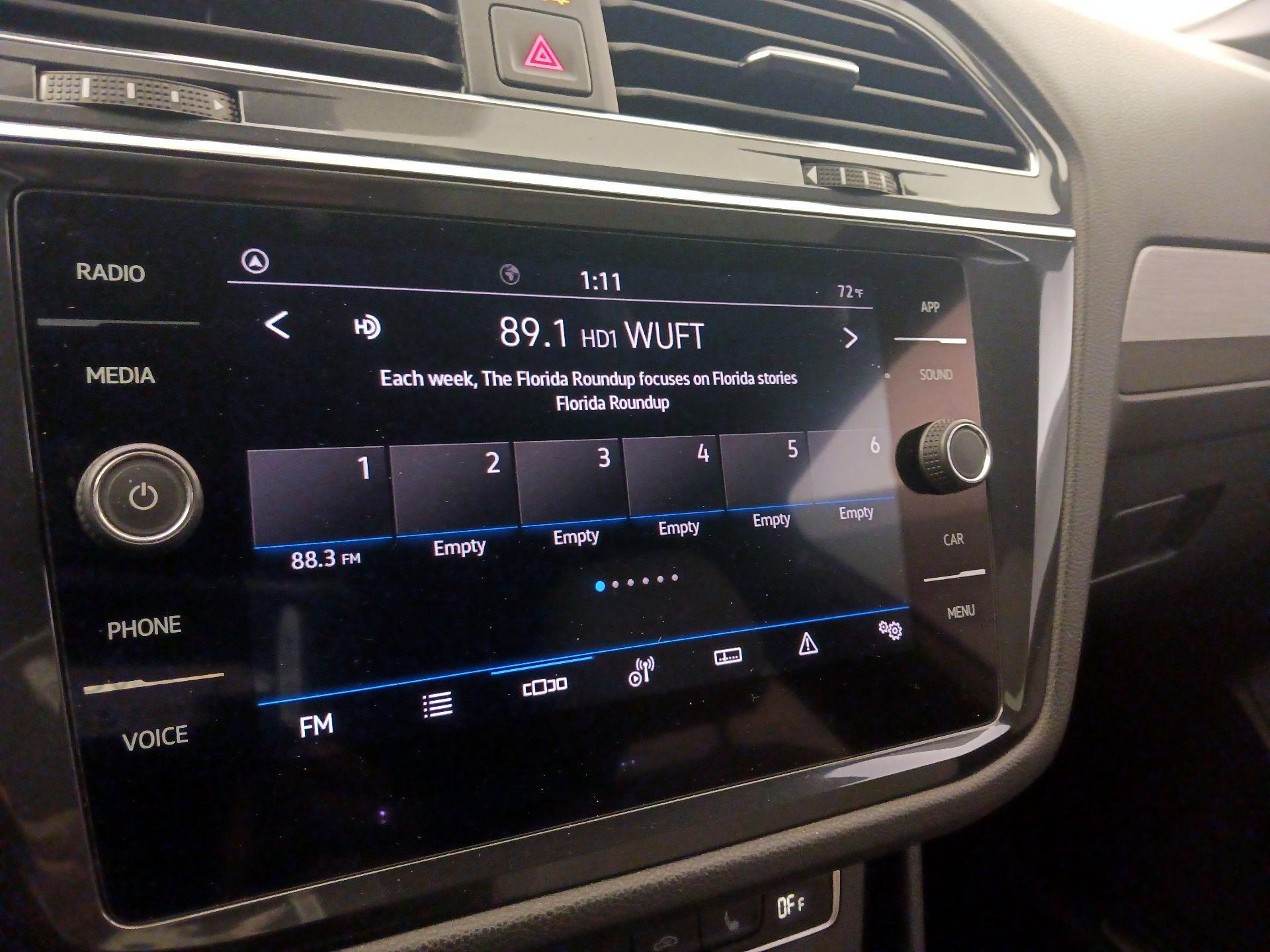 Thumbnail: 2021 Volkswagen Tiguan - 15