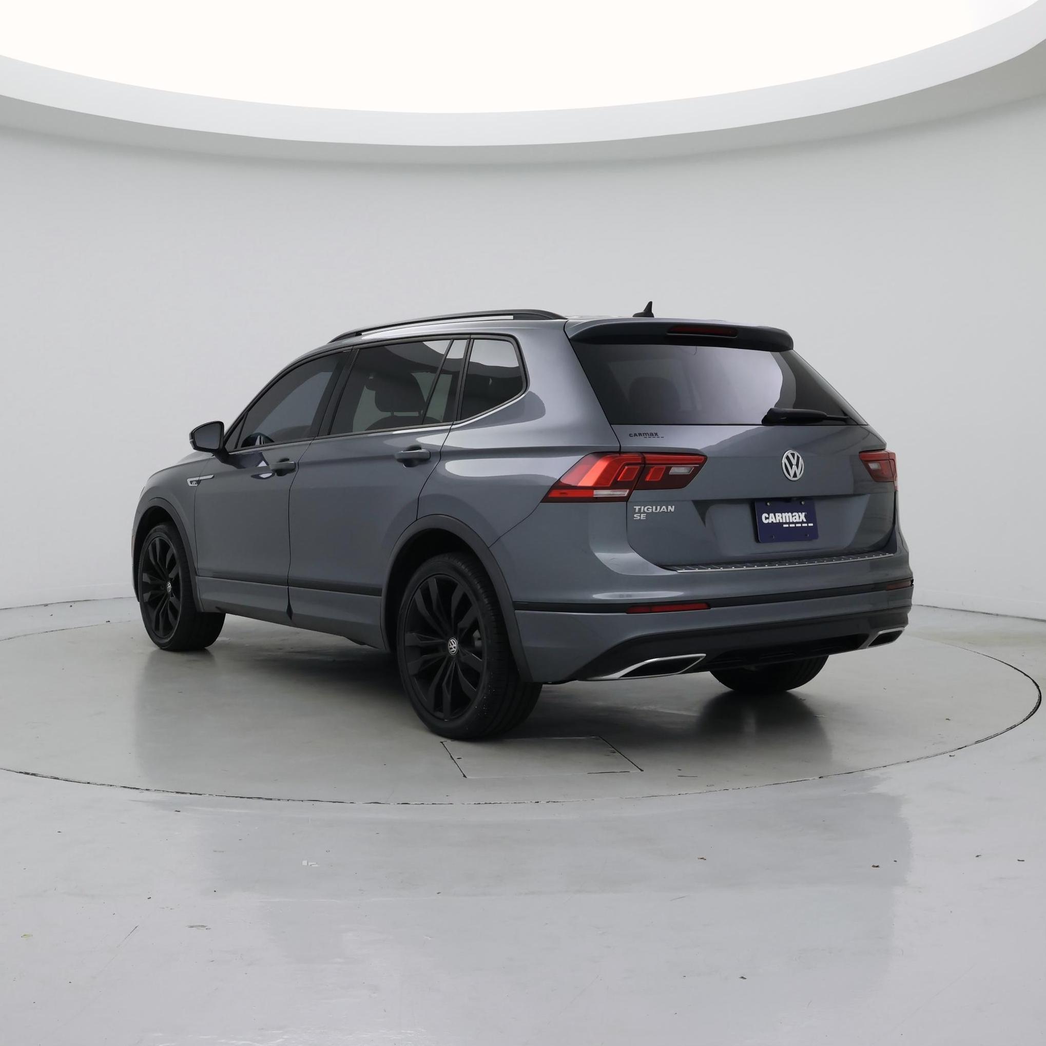 Thumbnail: 2021 Volkswagen Tiguan - 2