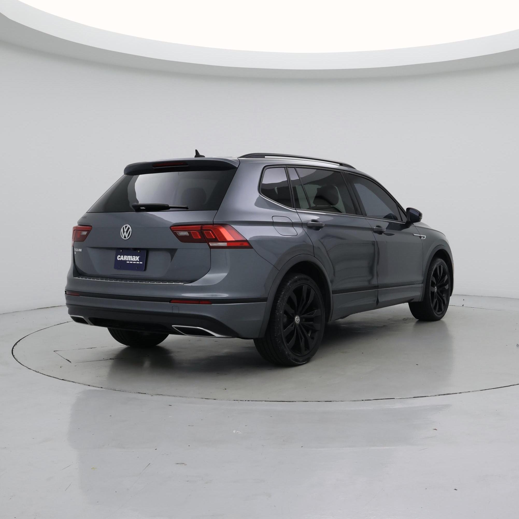 Thumbnail: 2021 Volkswagen Tiguan - 8