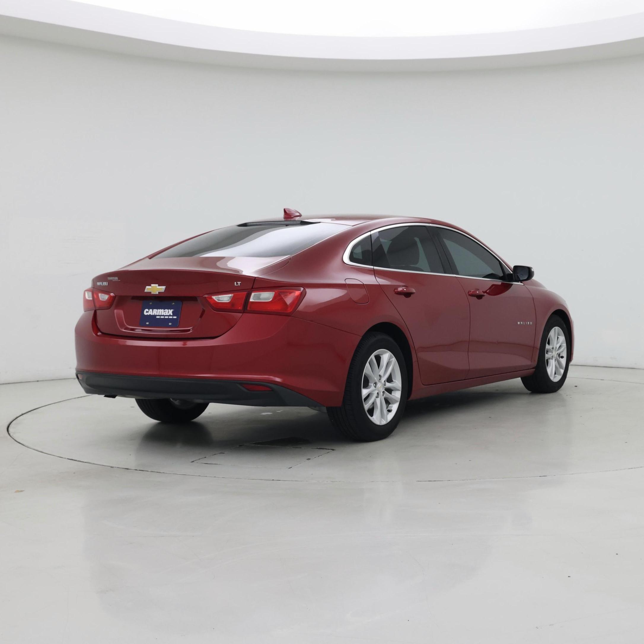 Thumbnail: 2016 Chevrolet Malibu - 8