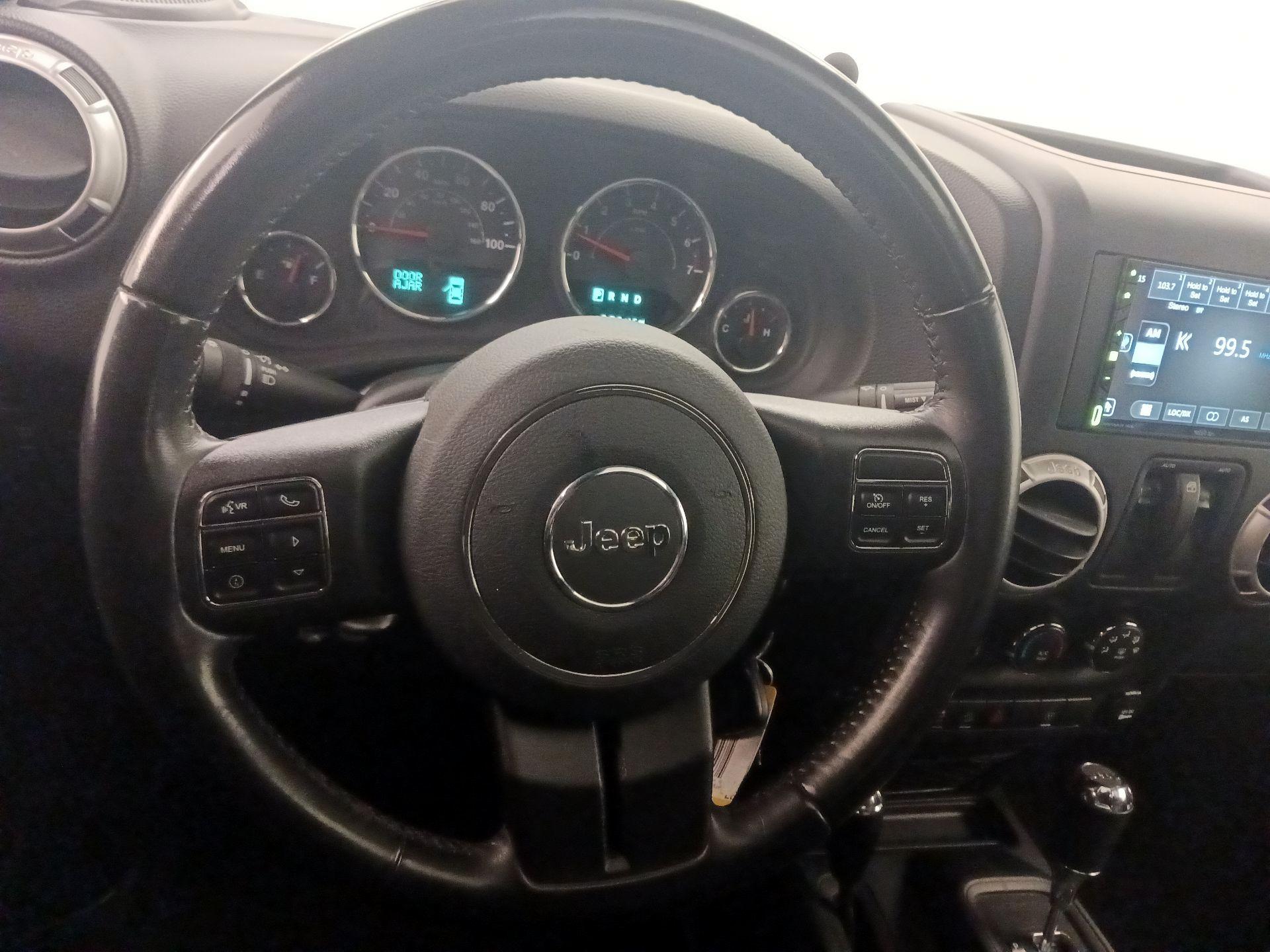 Thumbnail: 2018 Jeep Wrangler - 10