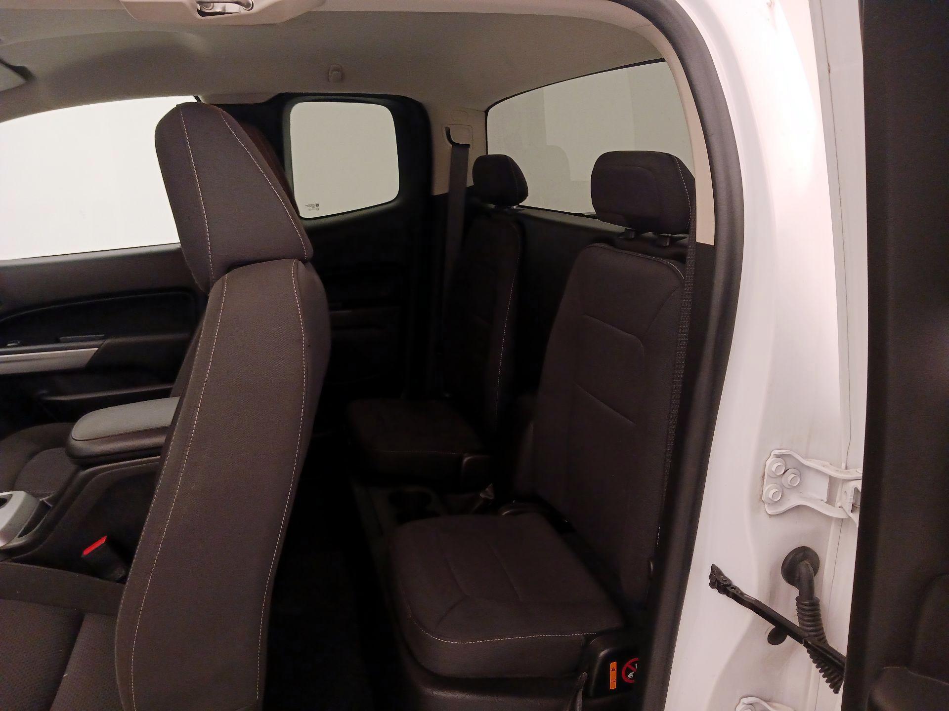 Thumbnail: 2021 Chevrolet Colorado - 19