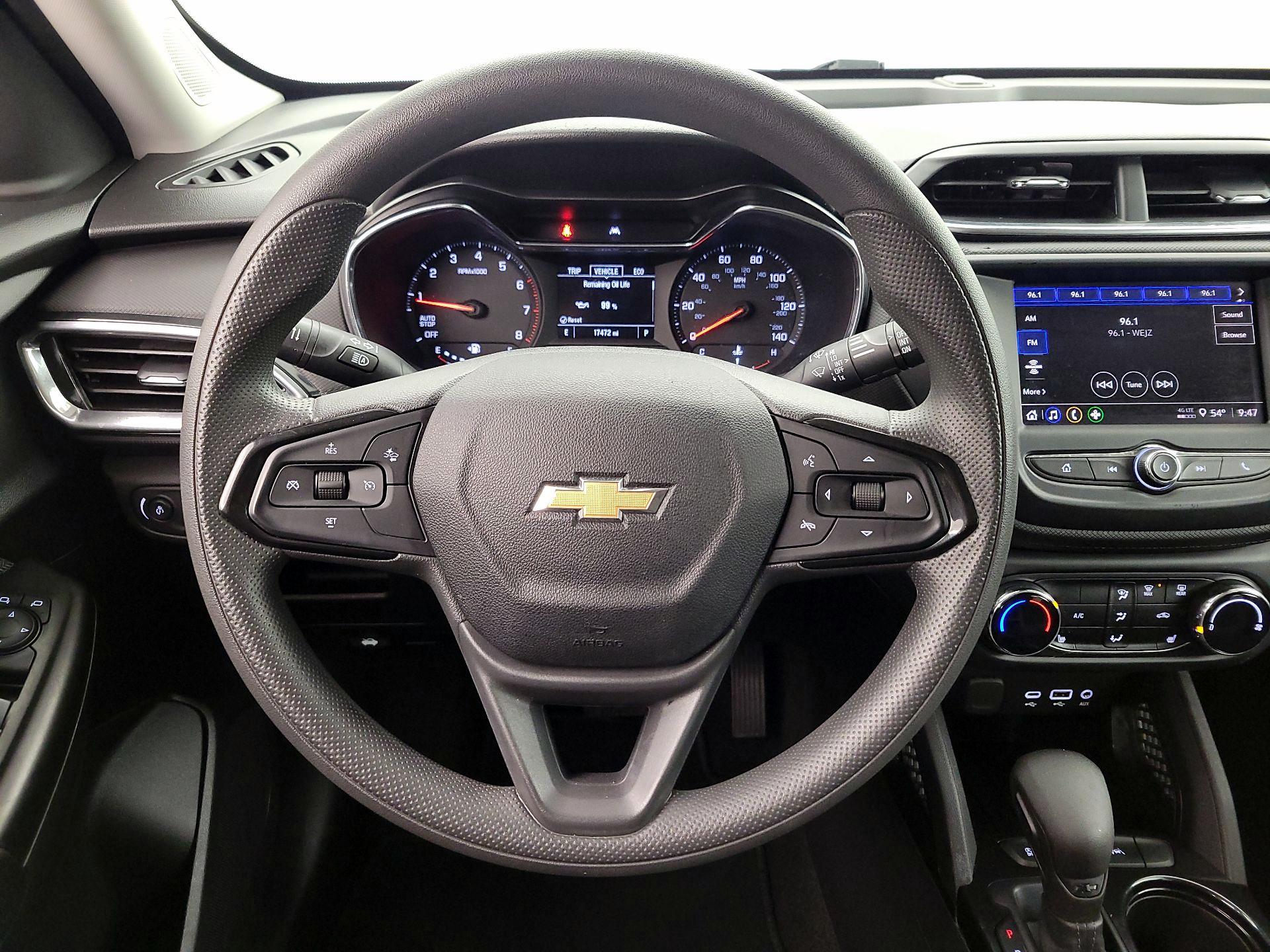 Thumbnail: 2023 Chevrolet TrailBlazer - 10