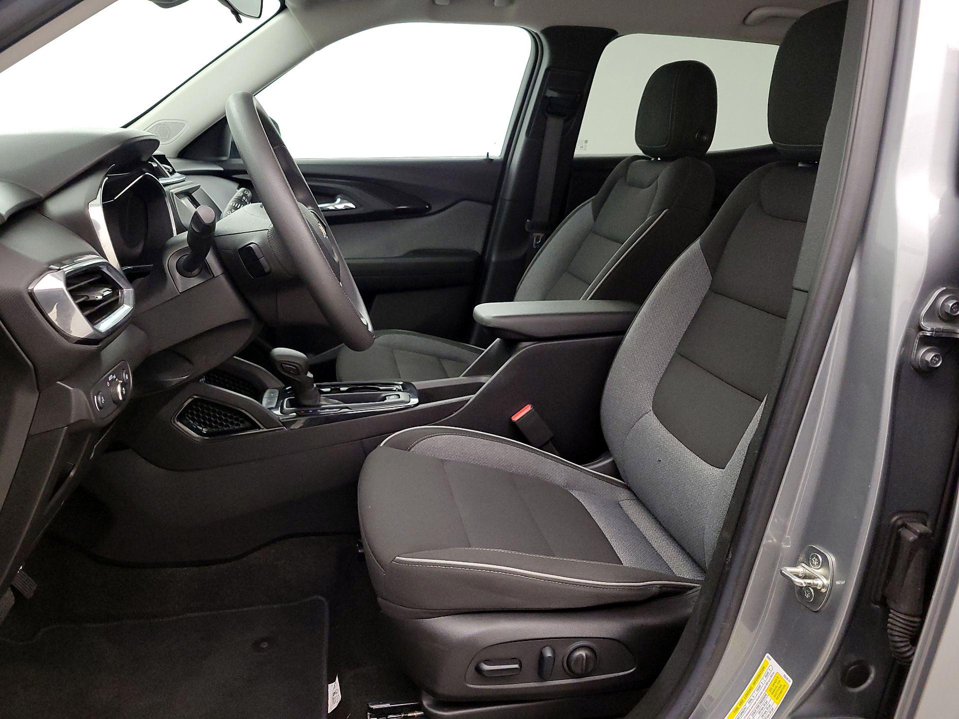 Thumbnail: 2023 Chevrolet TrailBlazer - 11