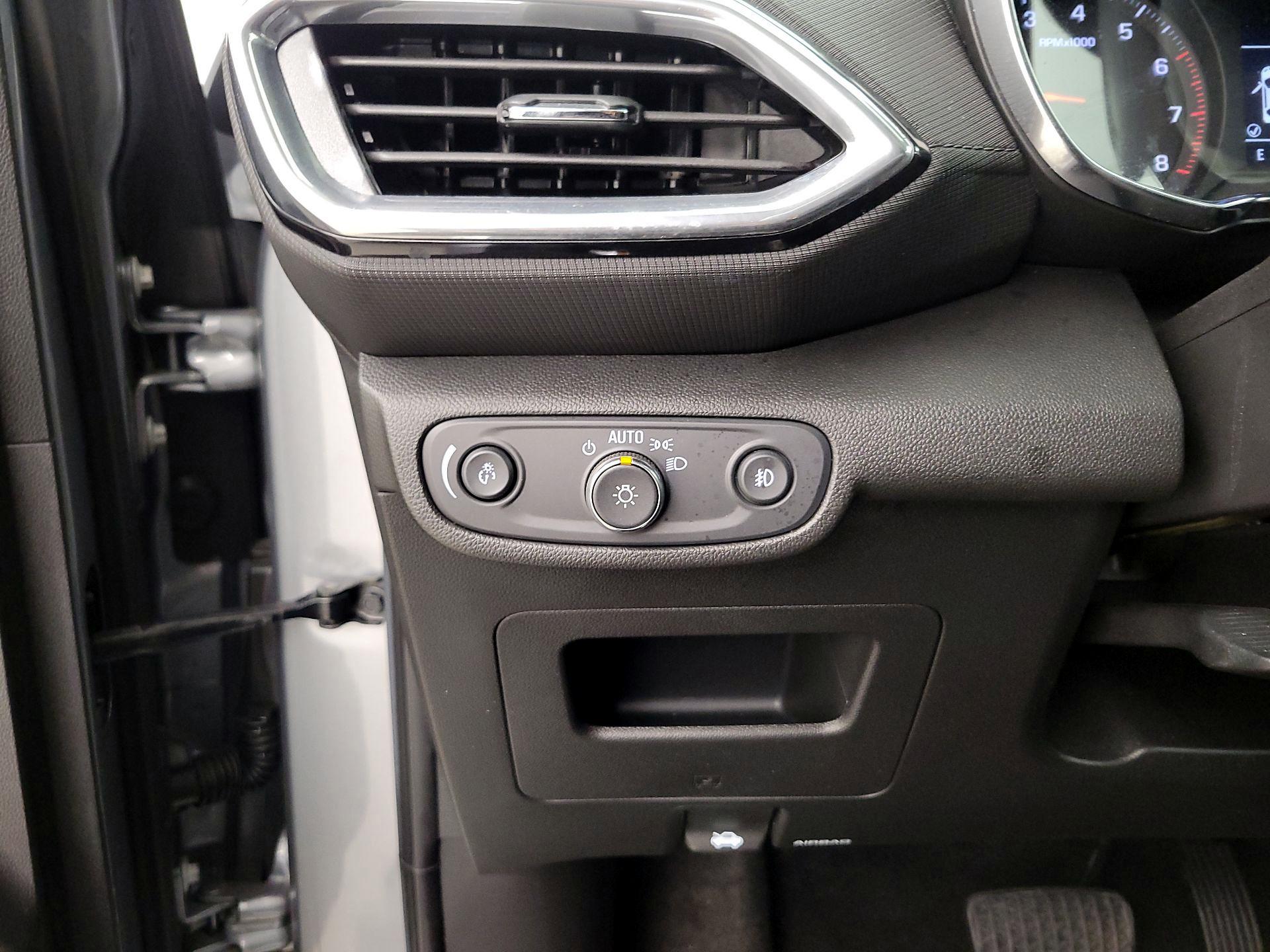 Thumbnail: 2023 Chevrolet TrailBlazer - 13