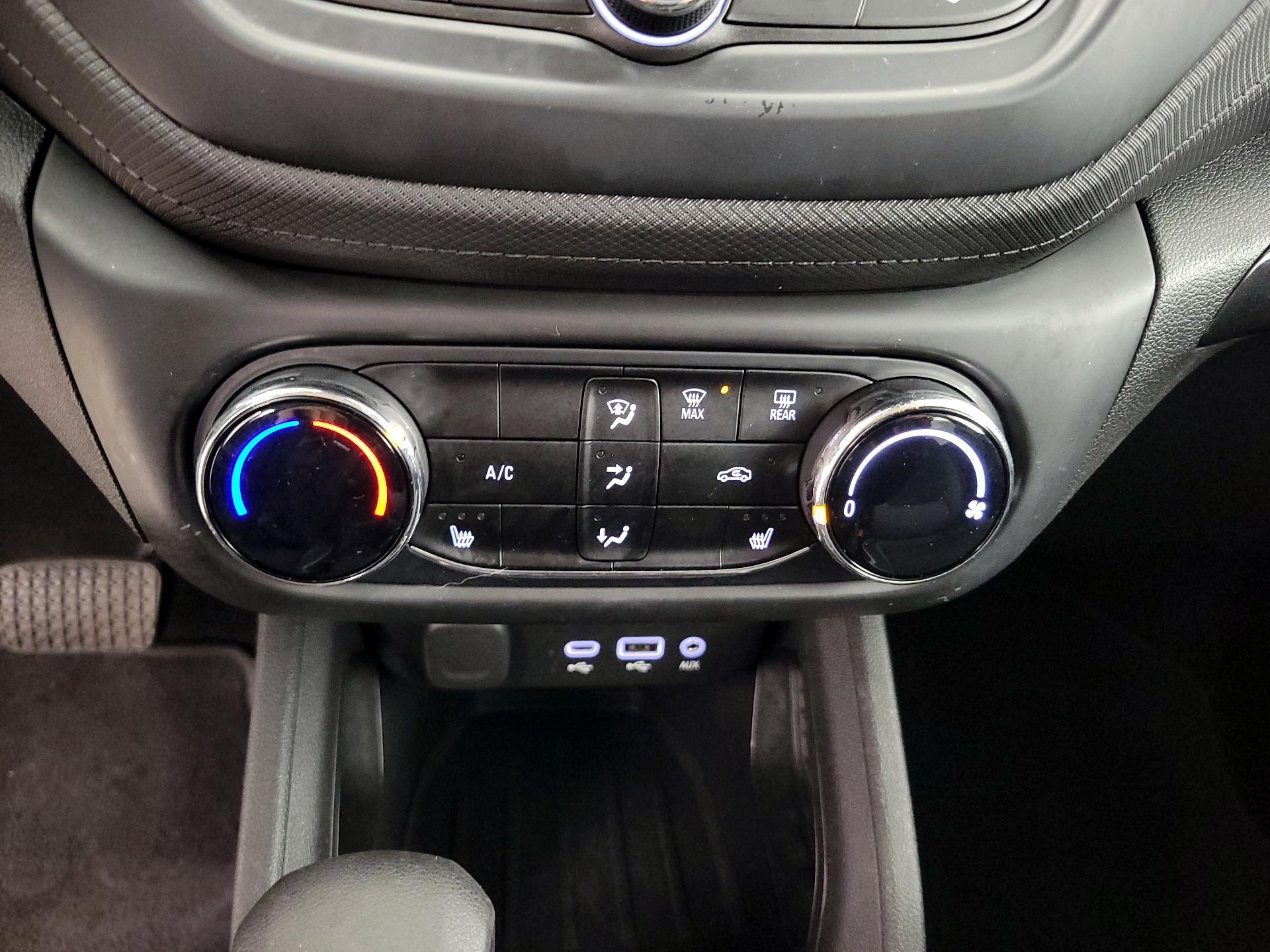 Thumbnail: 2023 Chevrolet TrailBlazer - 16