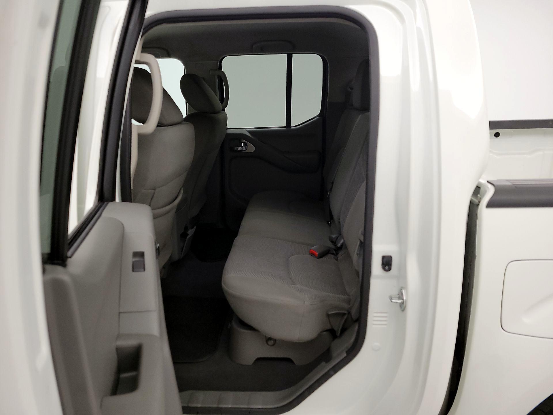 Thumbnail: 2021 Nissan Frontier - 19