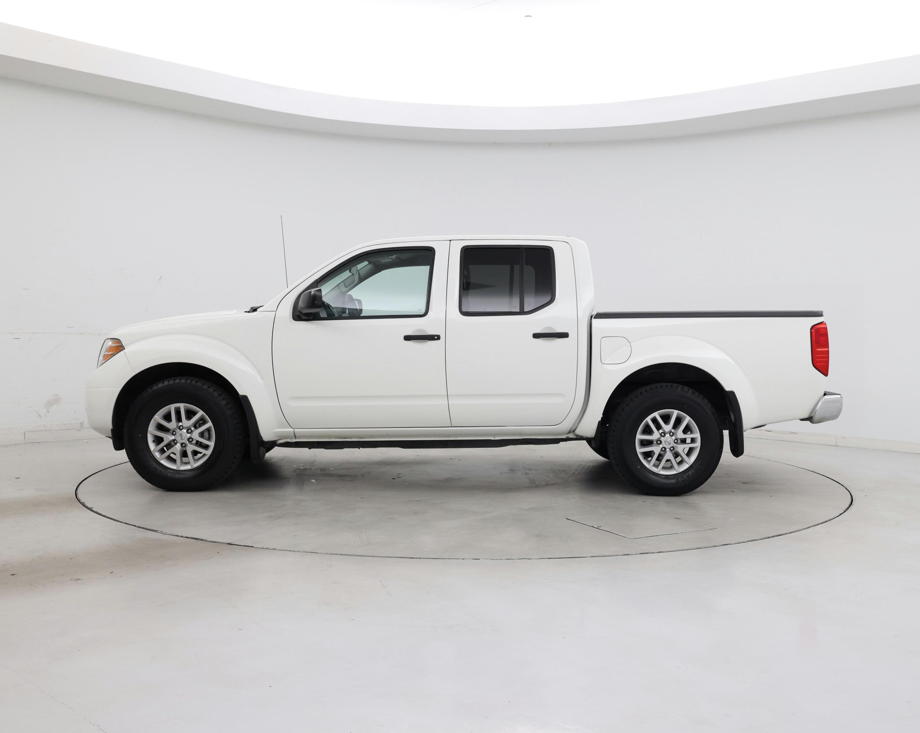 Thumbnail: 2021 Nissan Frontier - 3