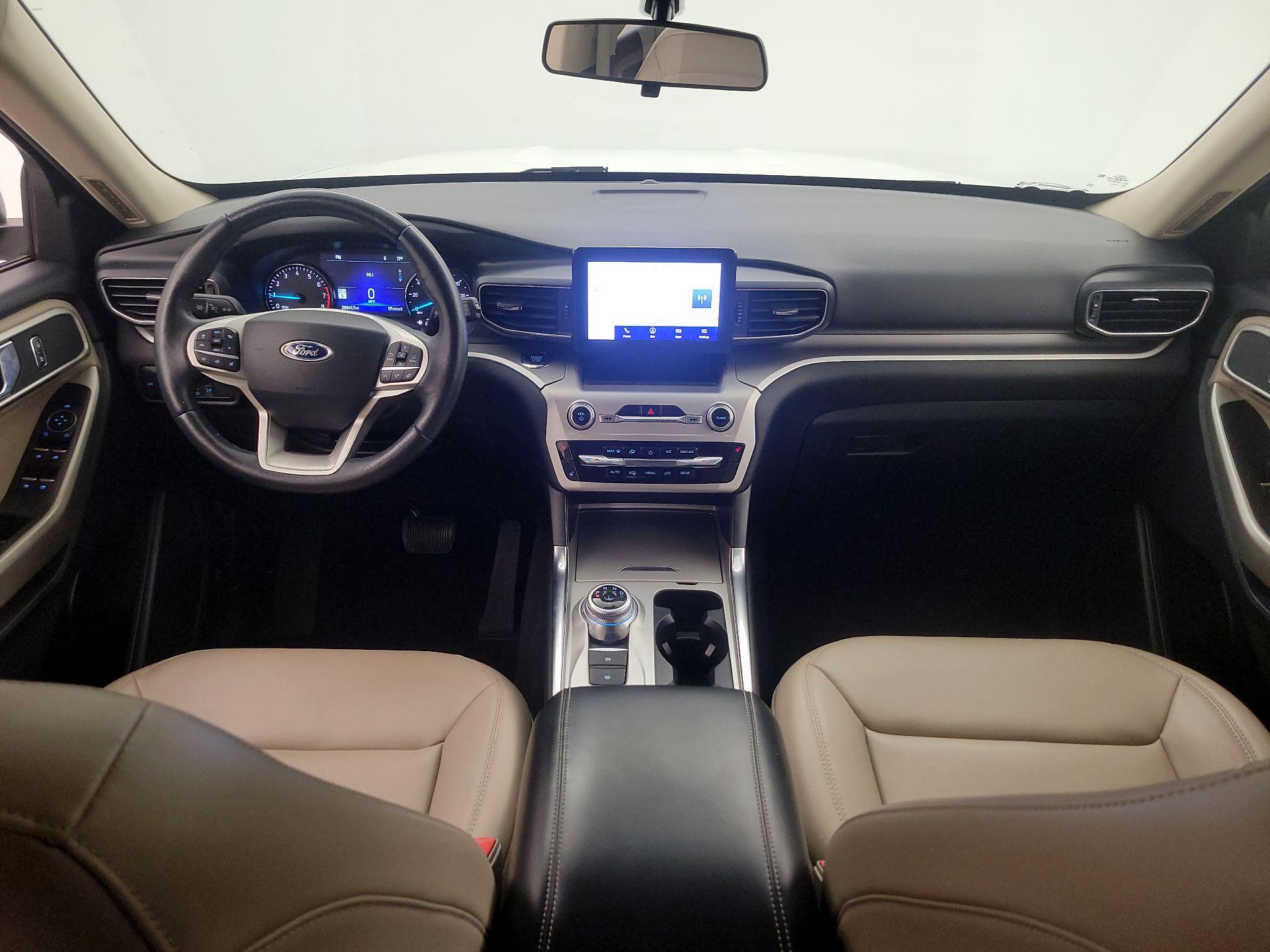 Thumbnail: 2022 Ford Explorer - 9