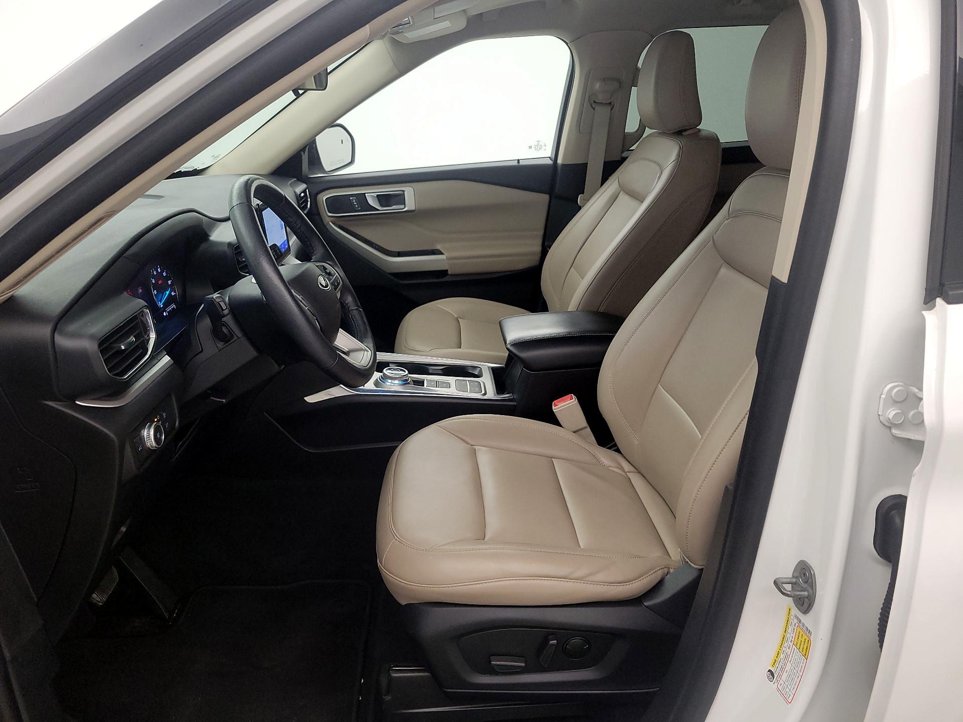 Thumbnail: 2022 Ford Explorer - 11