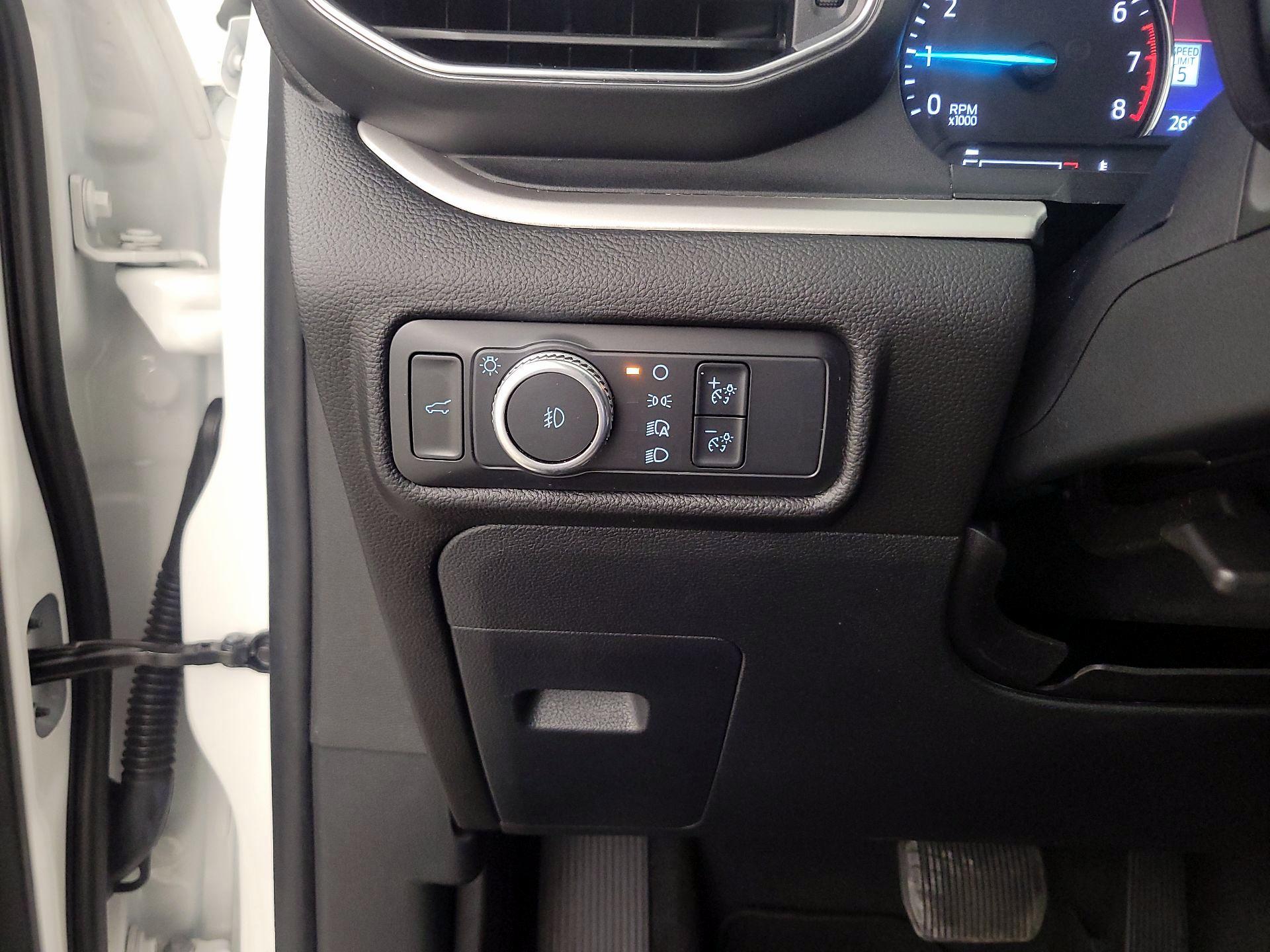 Thumbnail: 2022 Ford Explorer - 13