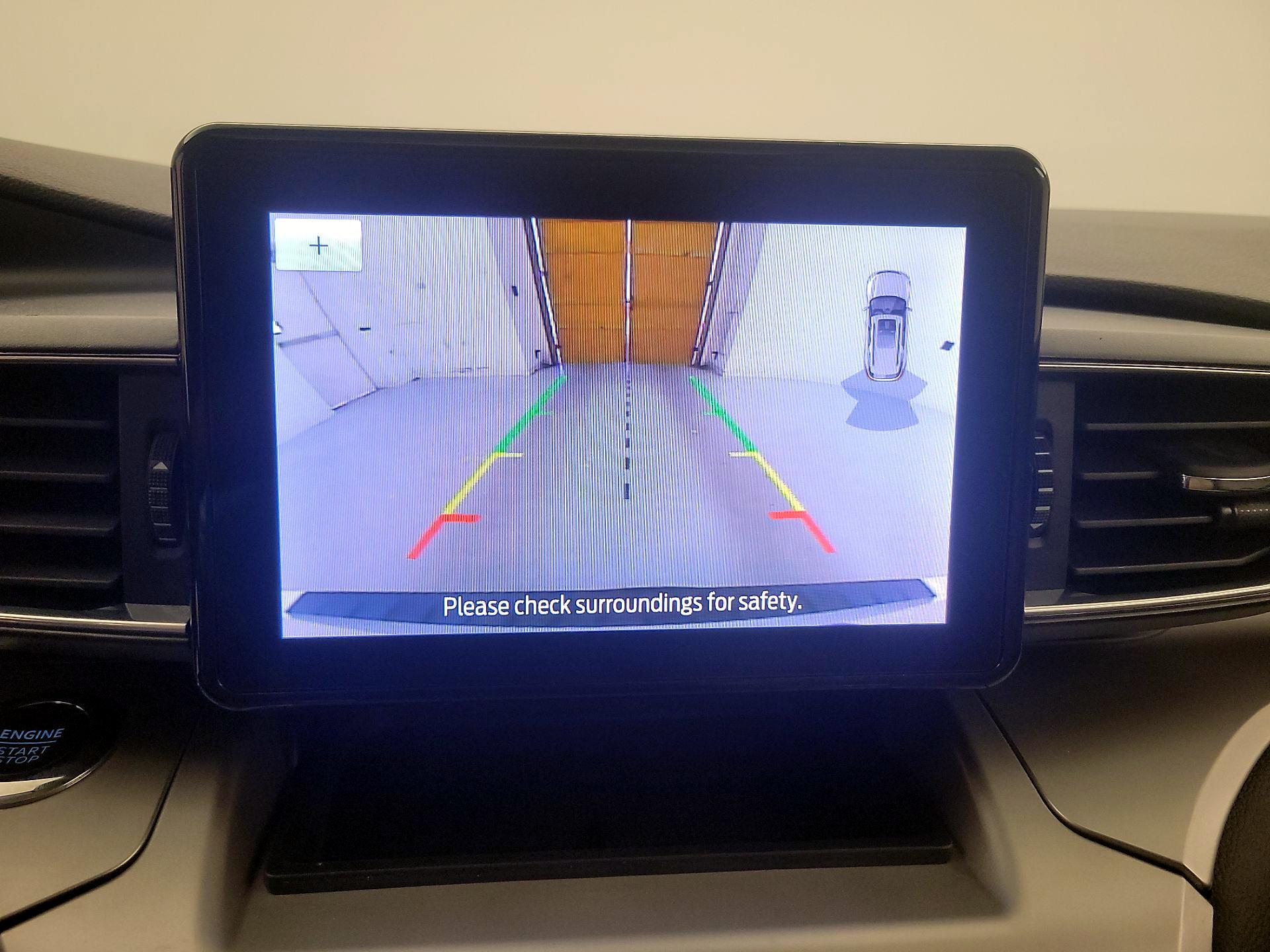 Thumbnail: 2022 Ford Explorer - 14