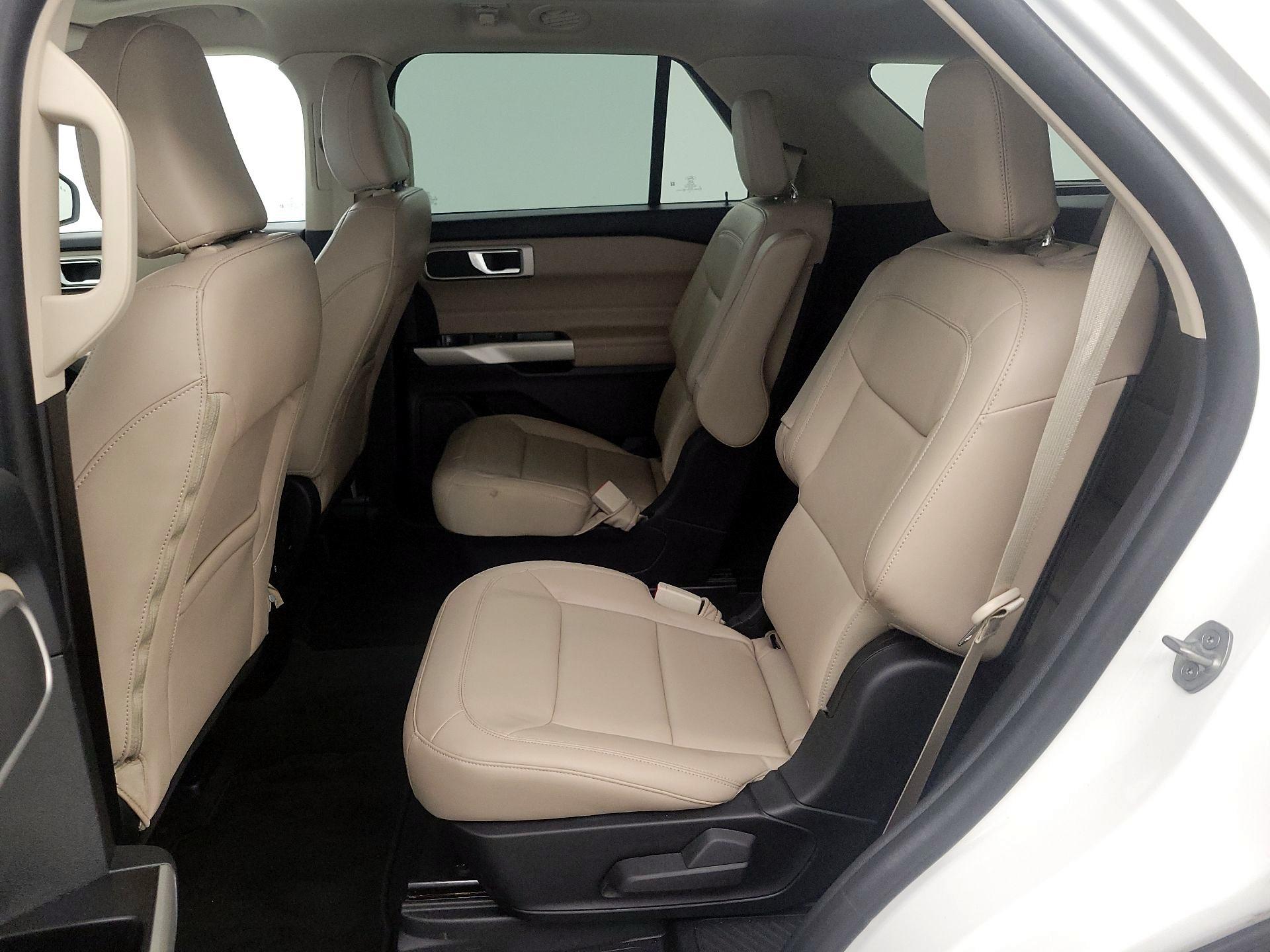 Thumbnail: 2022 Ford Explorer - 20