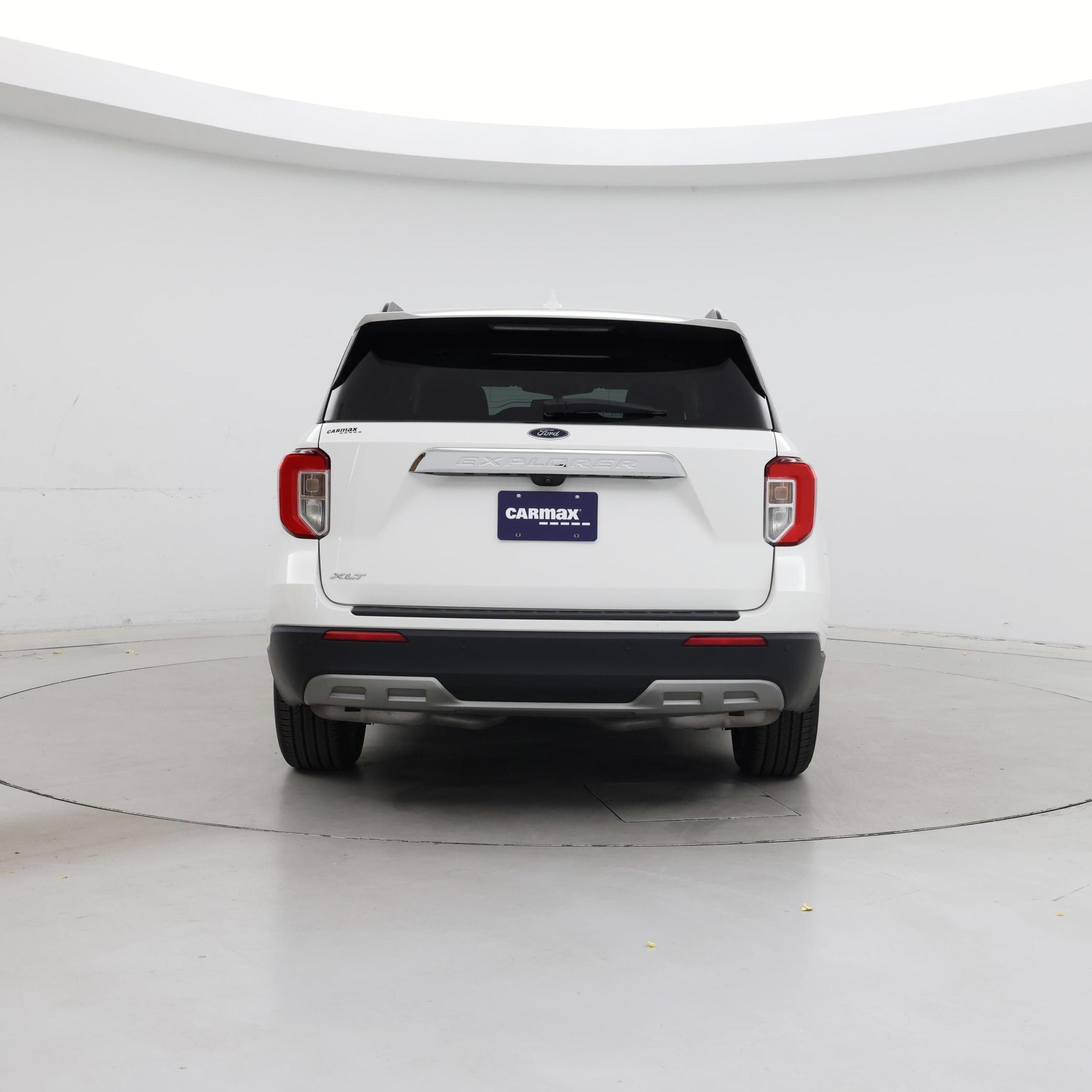 Thumbnail: 2022 Ford Explorer - 6