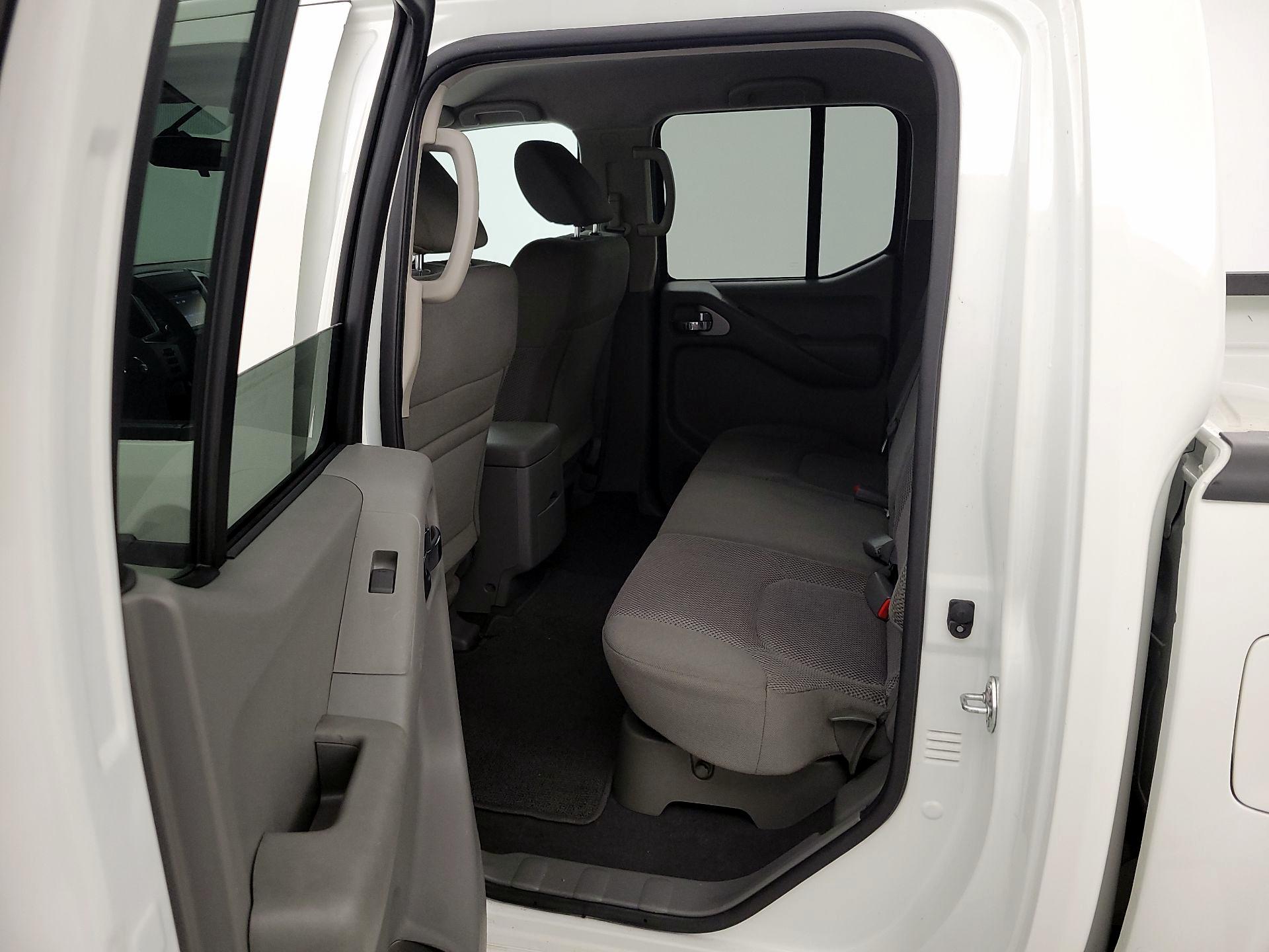 Thumbnail: 2021 Nissan Frontier - 19