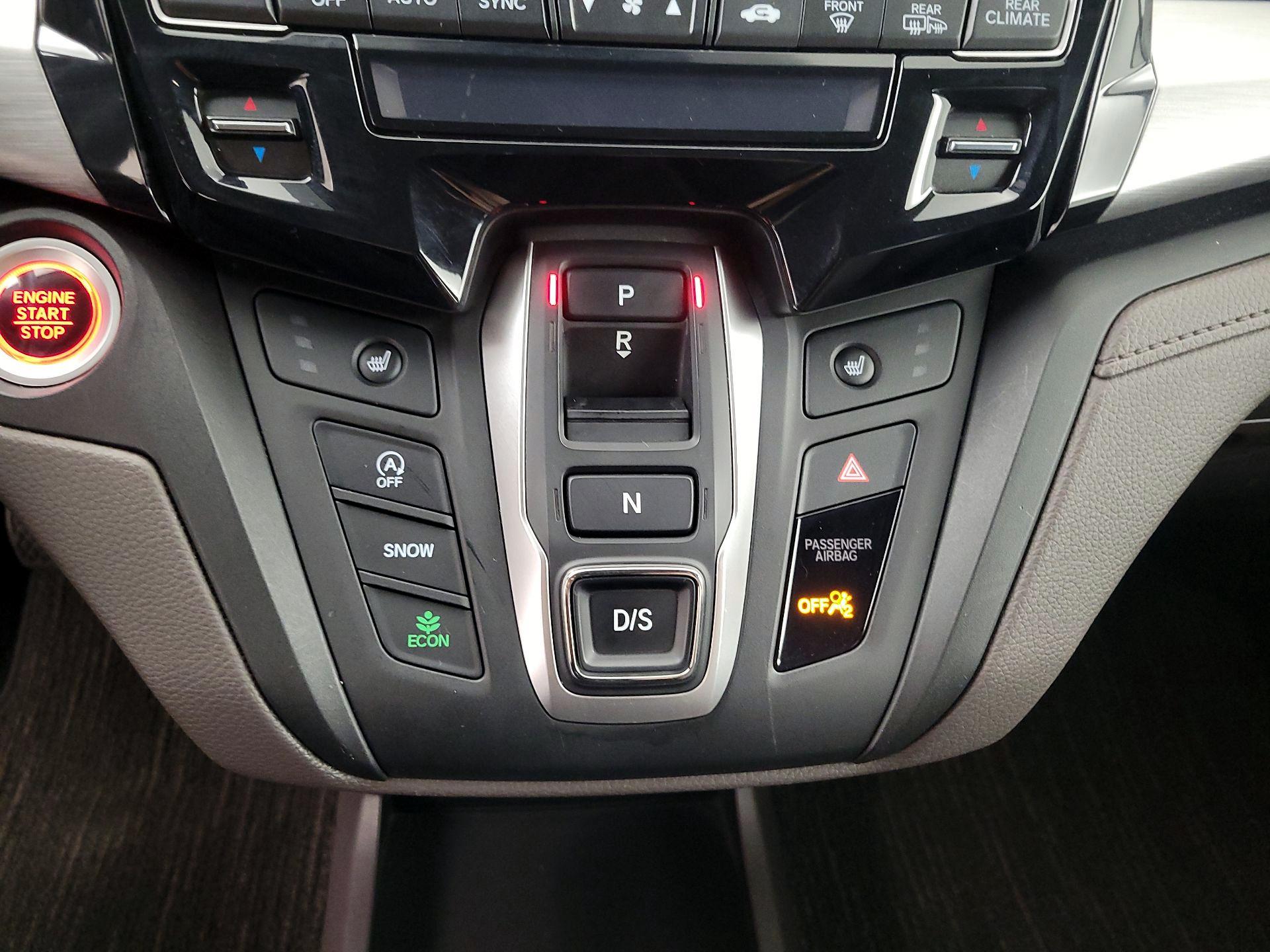 Thumbnail: 2021 Honda Odyssey - 18