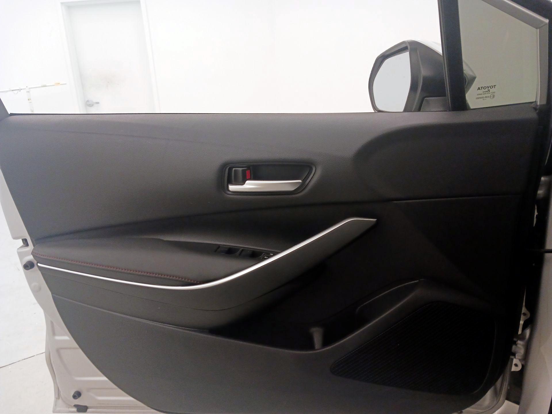 Thumbnail: 2023 Toyota Corolla - 12