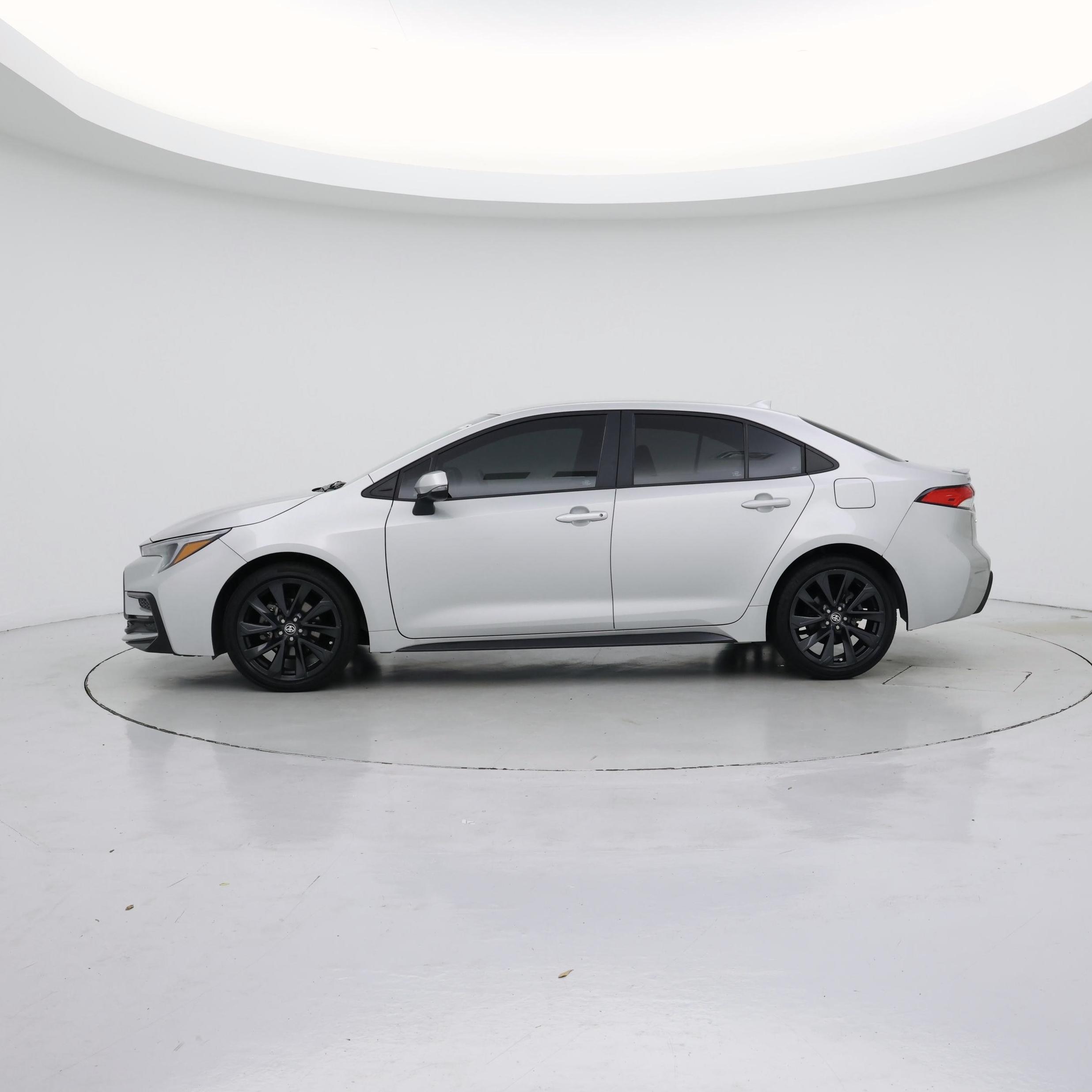 Thumbnail: 2023 Toyota Corolla - 3