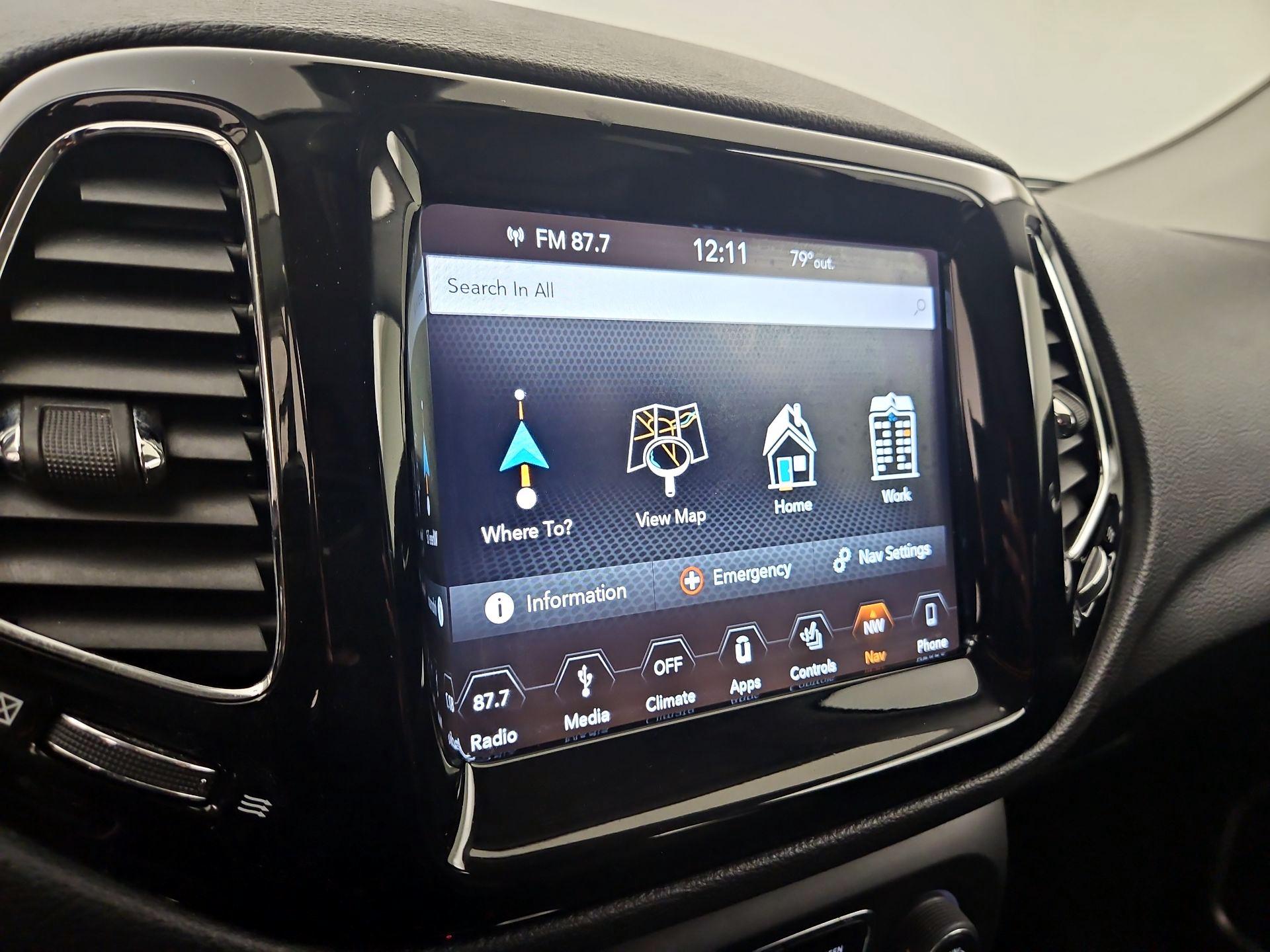 Thumbnail: 2018 Jeep Compass - 14