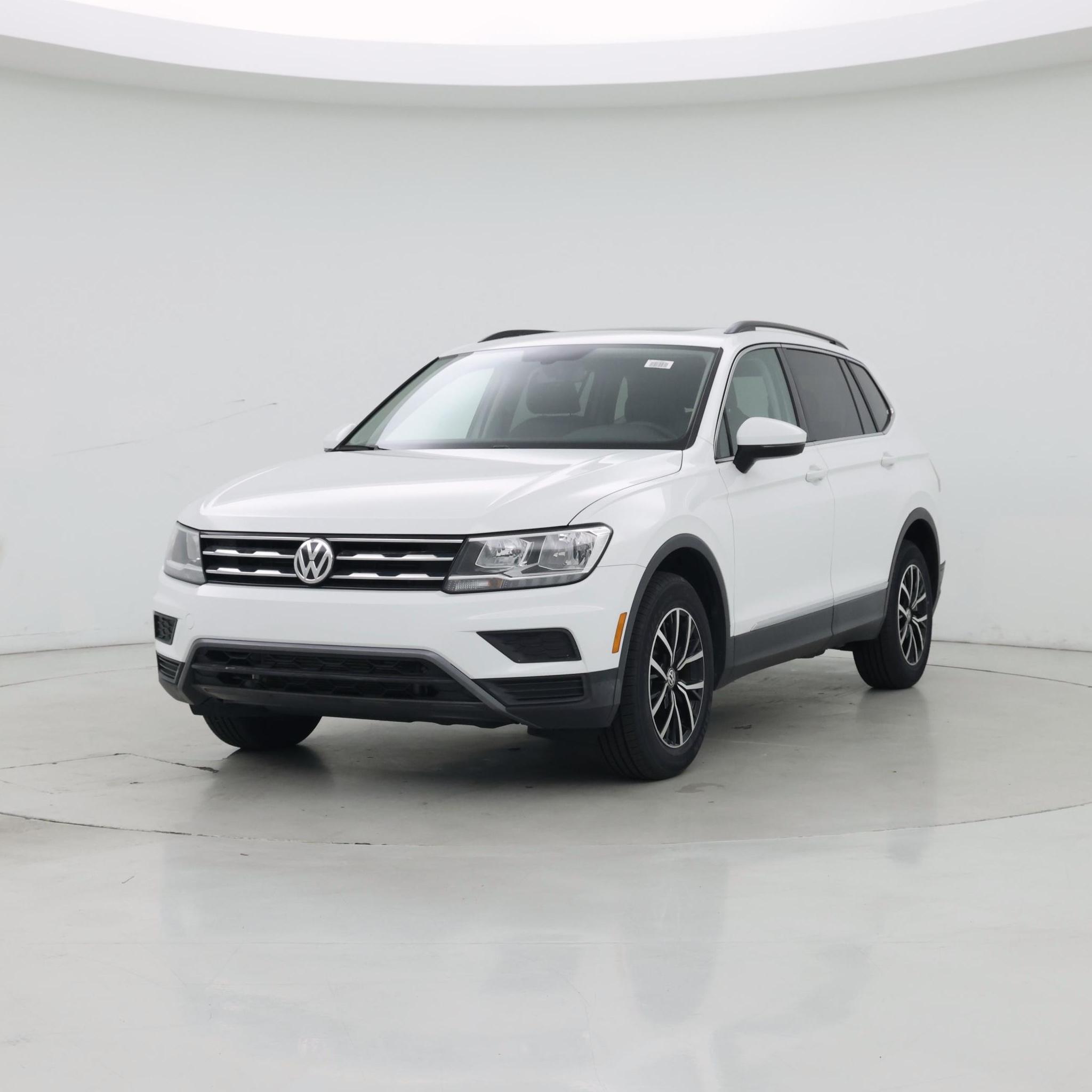 Thumbnail: 2021 Volkswagen Tiguan - 4