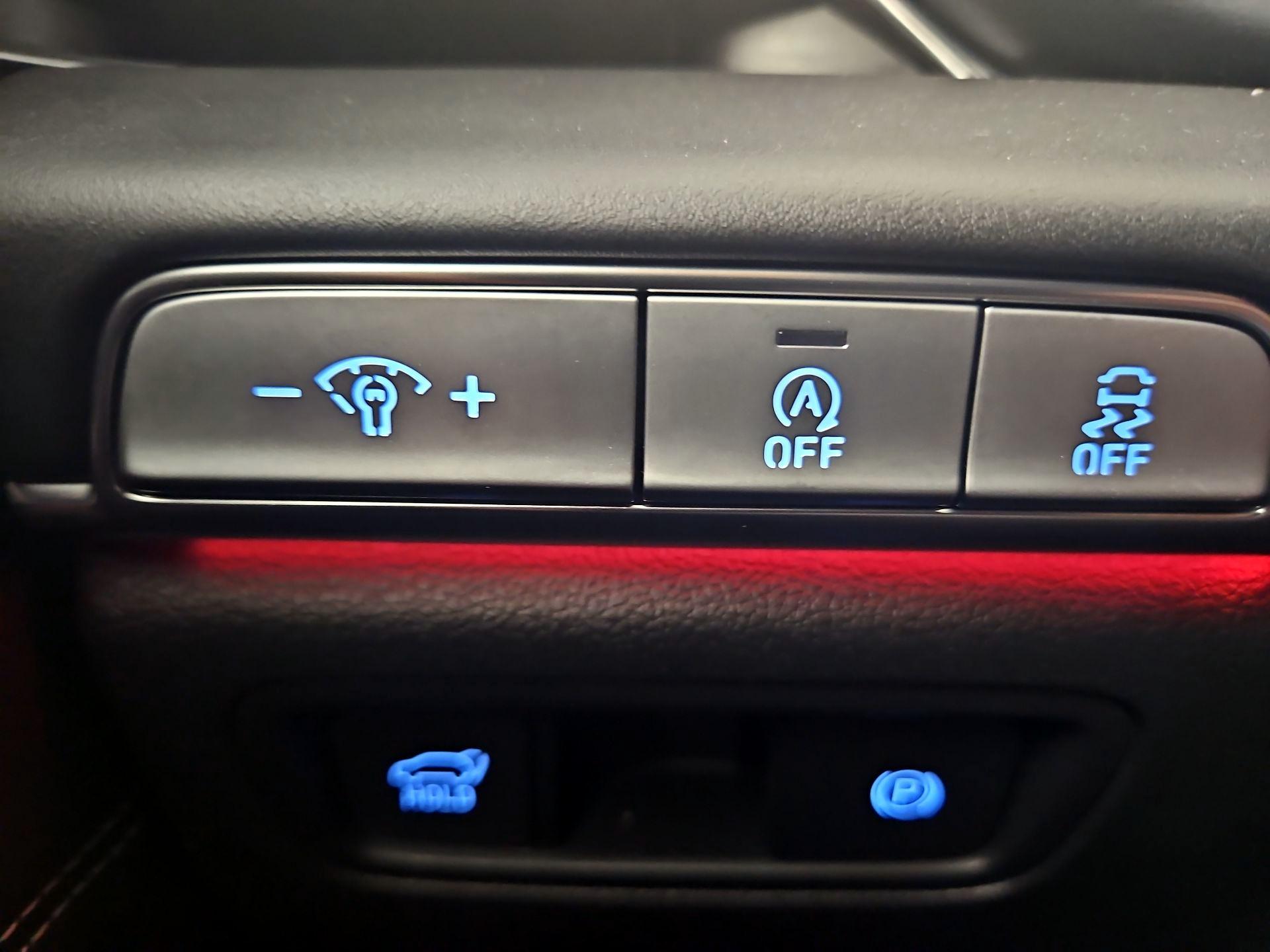 Thumbnail: 2023 Genesis GV80 - 13