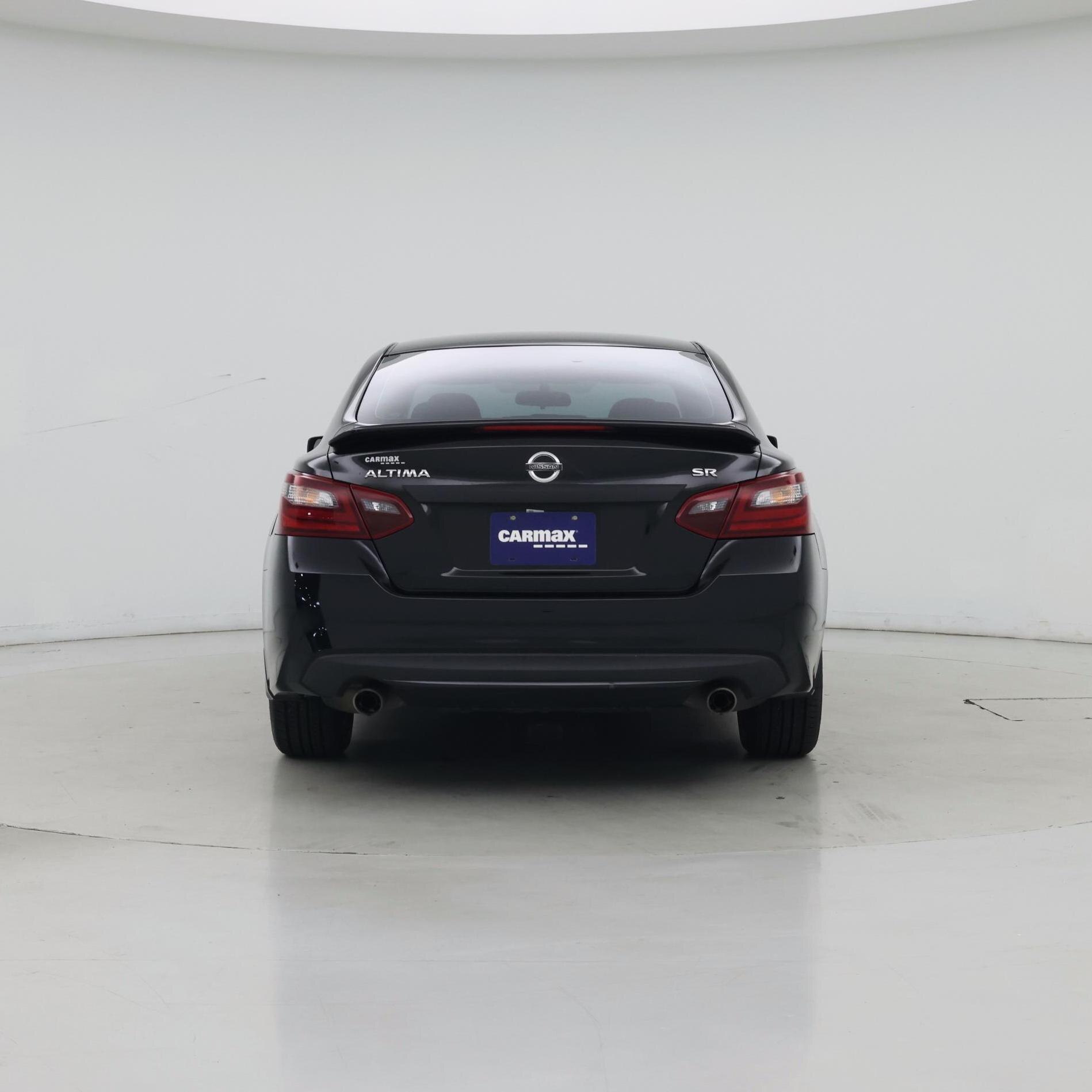 Thumbnail: 2017 Nissan Altima - 6