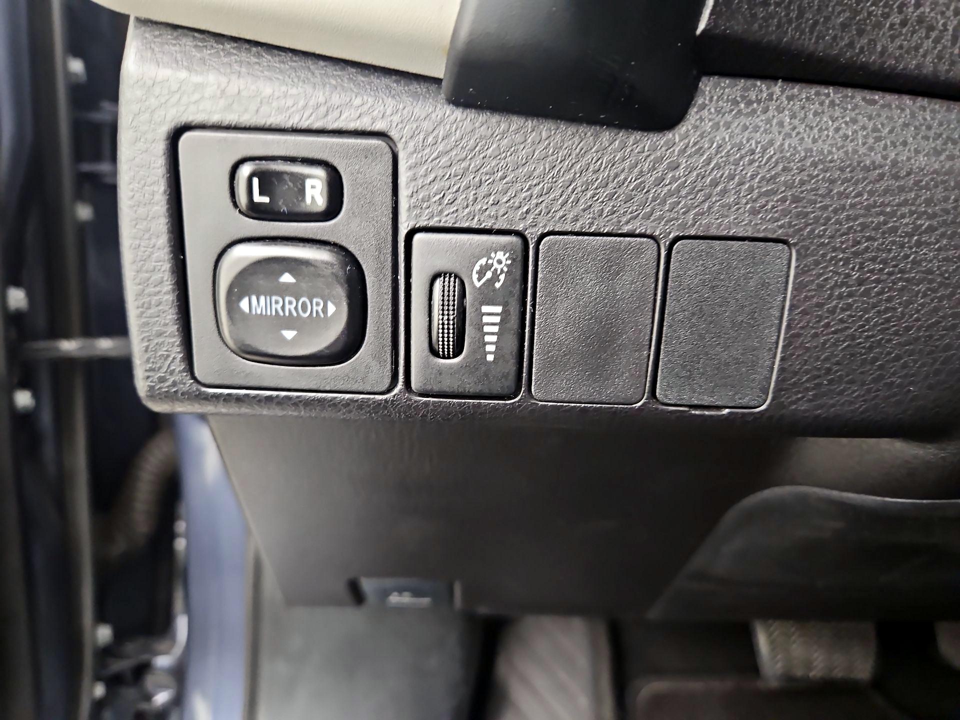 Thumbnail: 2017 Toyota Corolla - 13