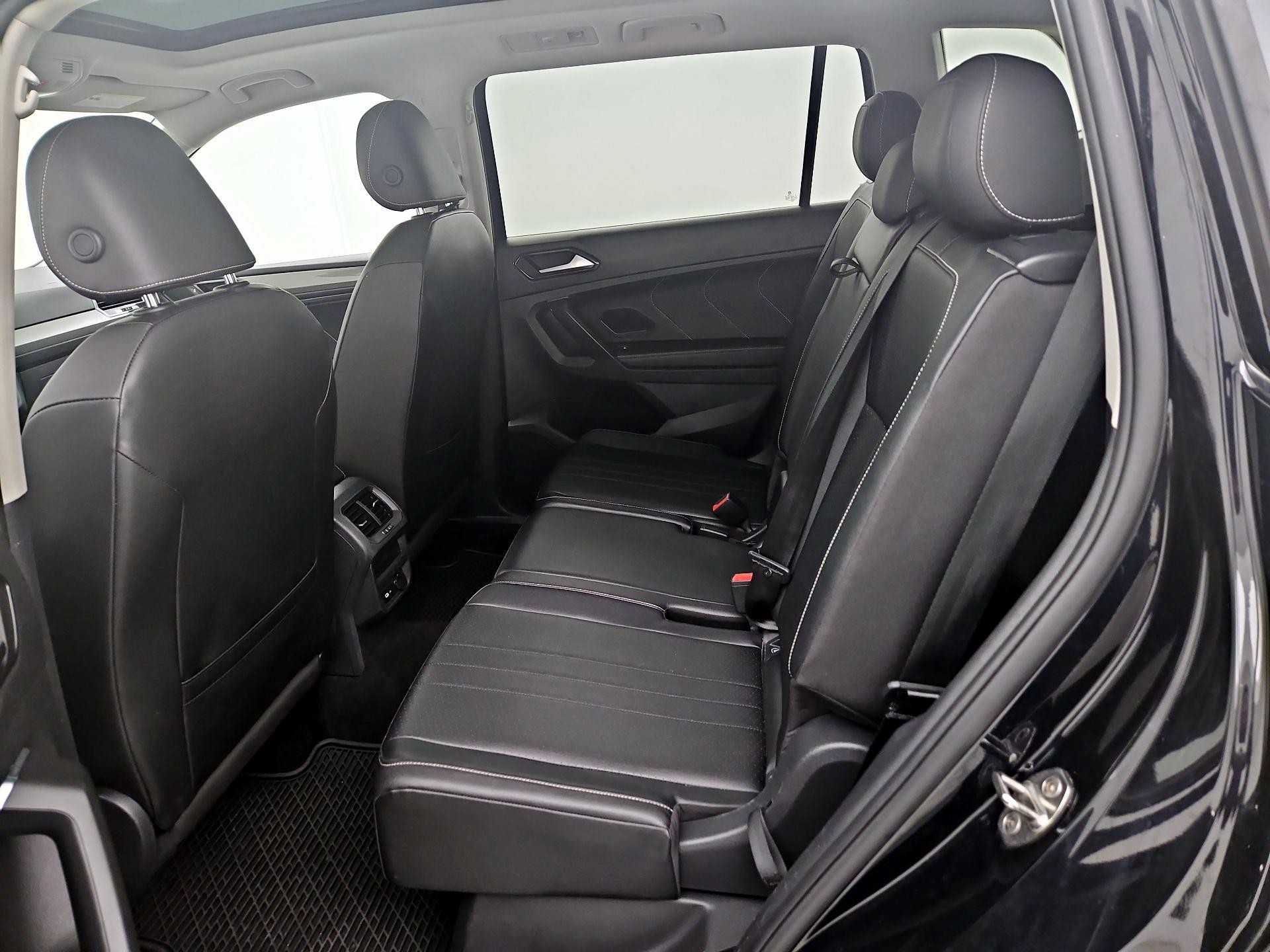 Thumbnail: 2022 Volkswagen Tiguan - 20