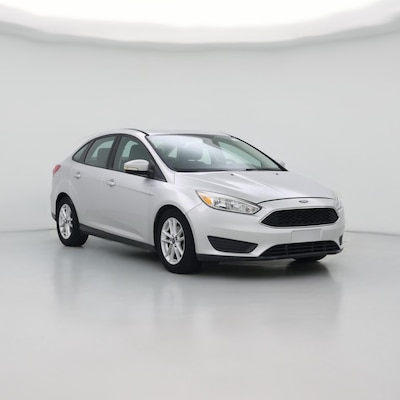 Silver 2015 Ford Focus SE