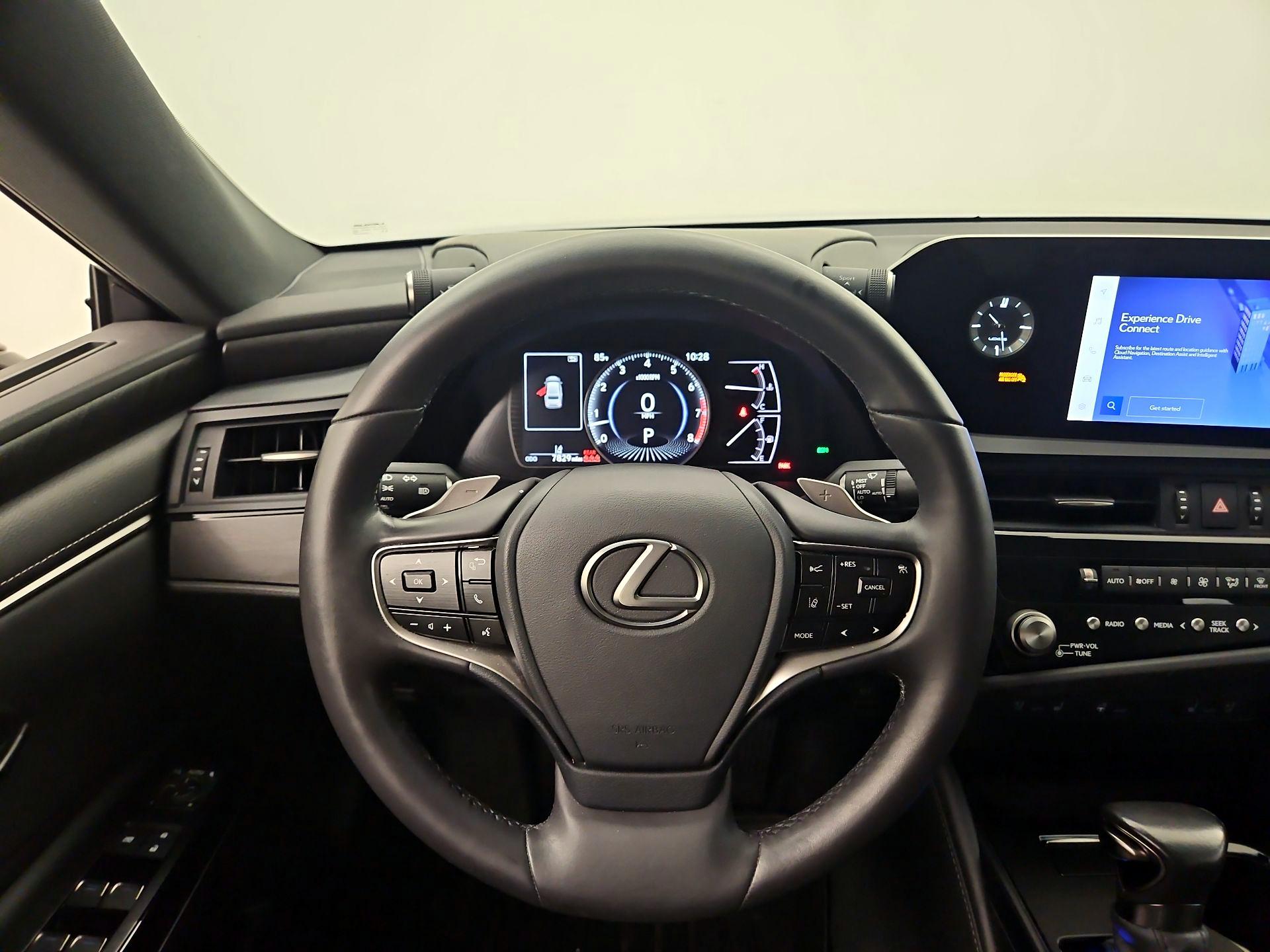 Thumbnail: 2024 Lexus ES - 10