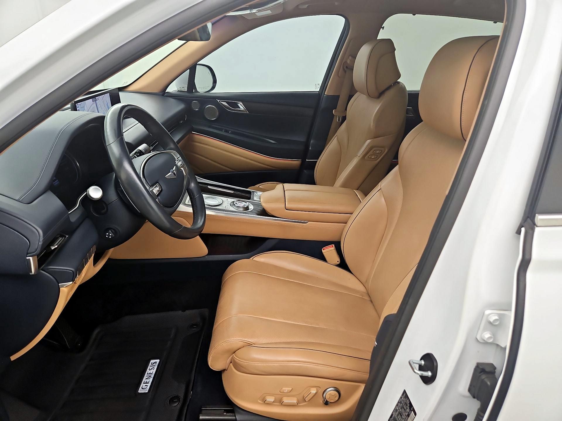 Thumbnail: 2021 Genesis GV80 - 11