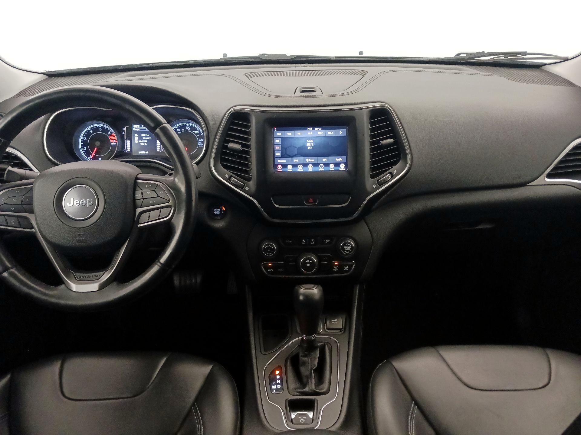 Thumbnail: 2019 Jeep Cherokee - 9