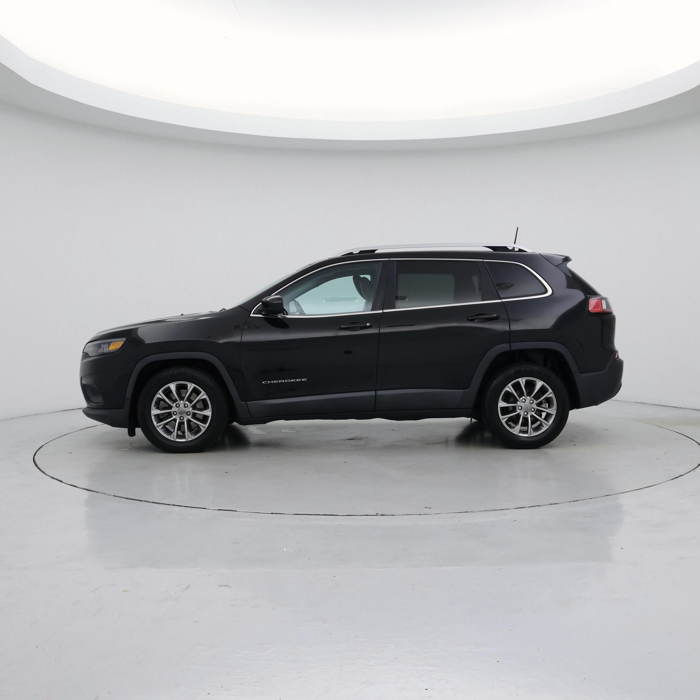 Thumbnail: 2019 Jeep Cherokee - 3